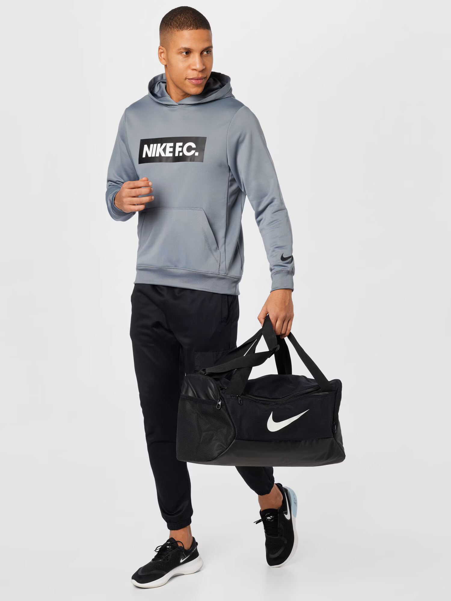 Nike Sportswear Mikina striebornosivá / čierna / biela - Pepit.sk