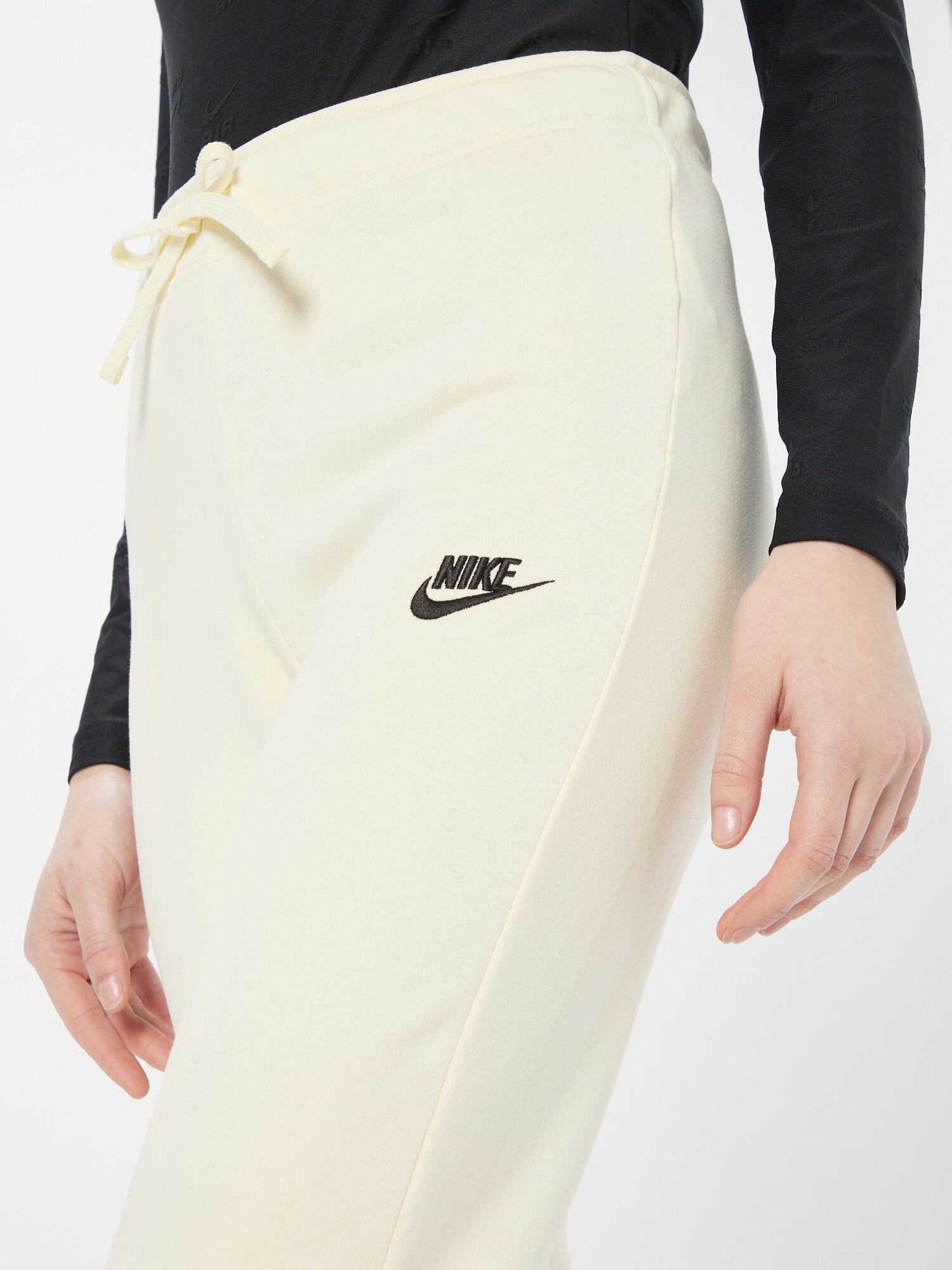 Nike Sportswear Nohavice čierna / biela - Pepit.sk