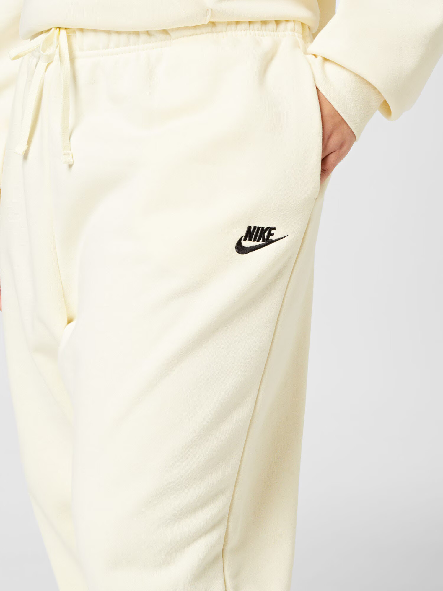 Nike Sportswear Športové nohavice čierna / biela - Pepit.sk