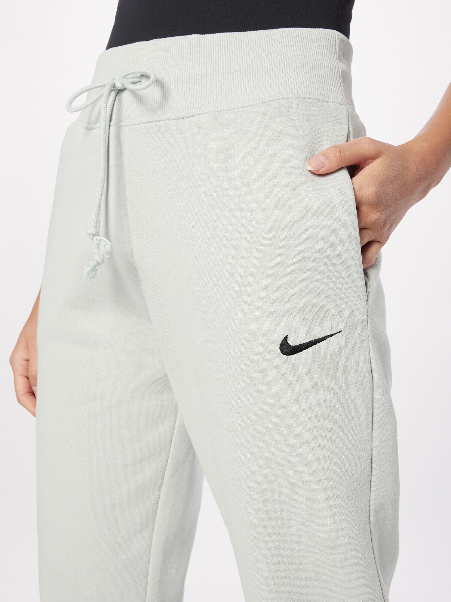 Nike Sportswear Nohavice svetlosivá / čierna - Pepit.sk