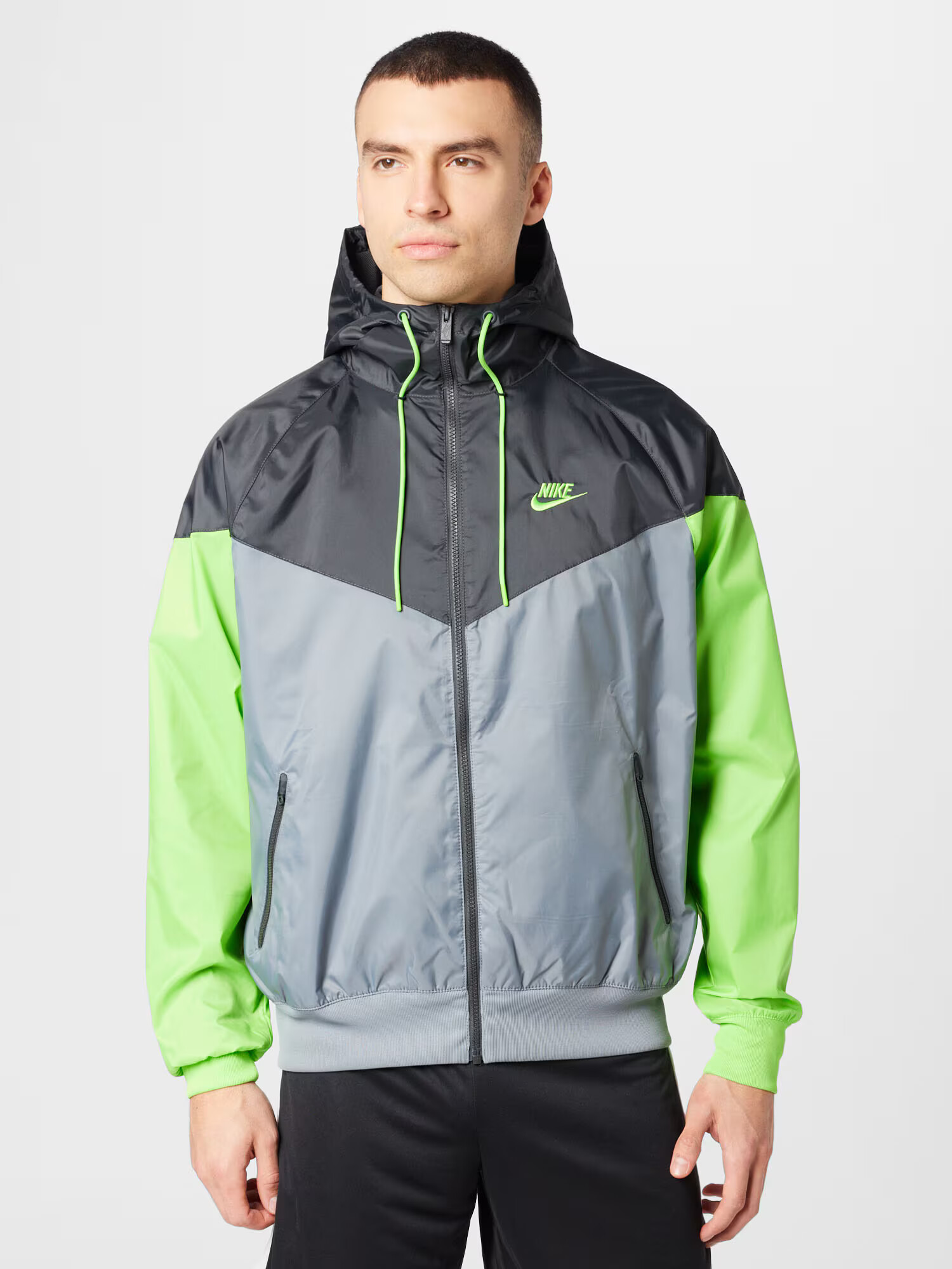 Nike Sportswear Prechodná bunda sivá / tmavosivá / svetlozelená - Pepit.sk