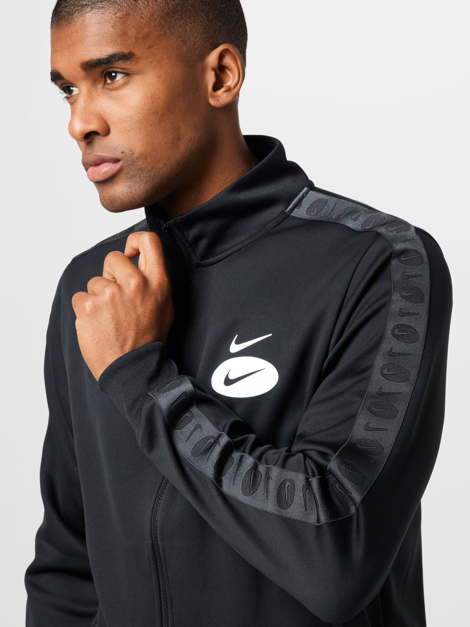 Nike Sportswear Tepláková bunda čierna / biela - Pepit.sk