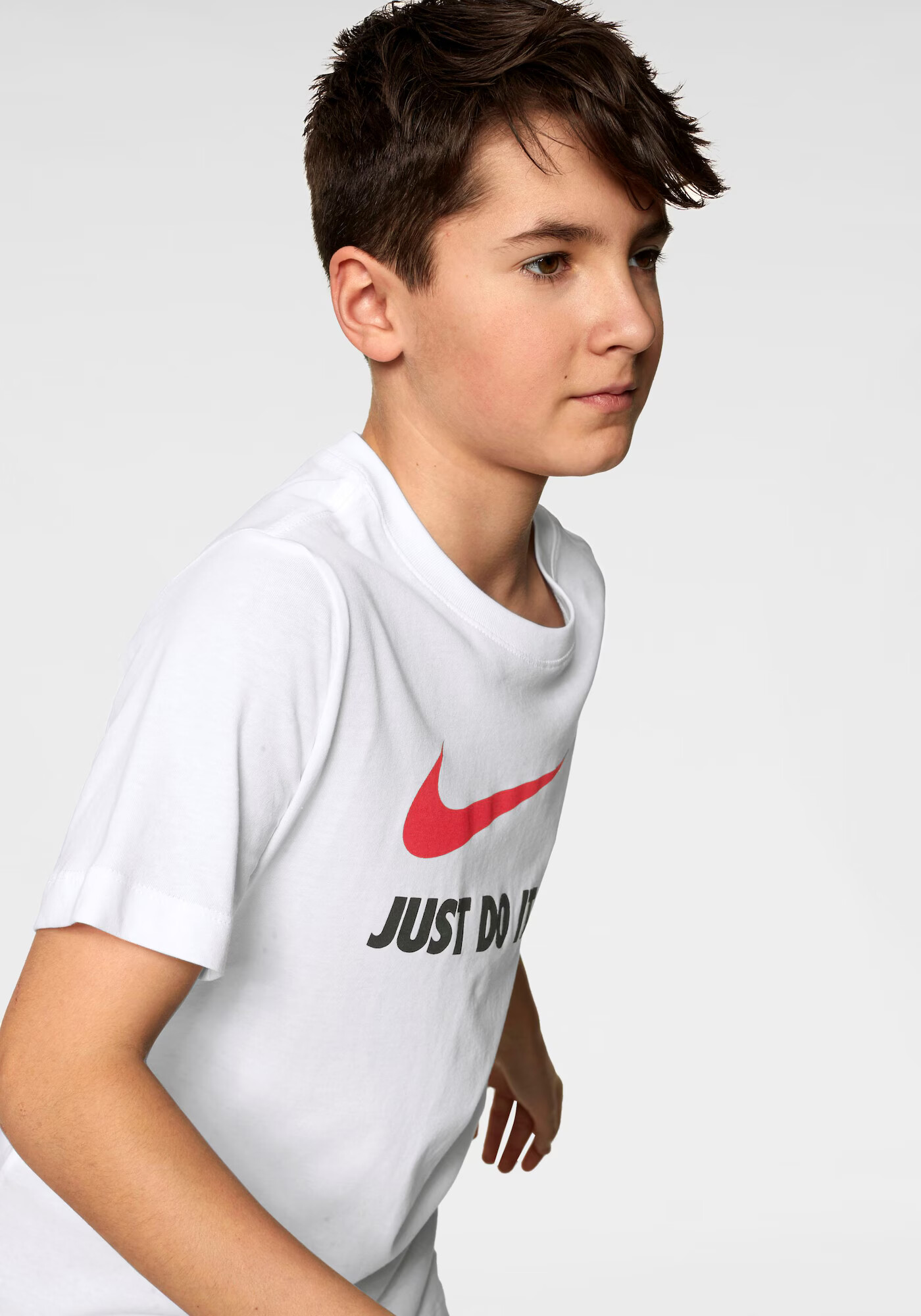 Nike Sportswear Tričko červená / čierna / biela - Pepit.sk