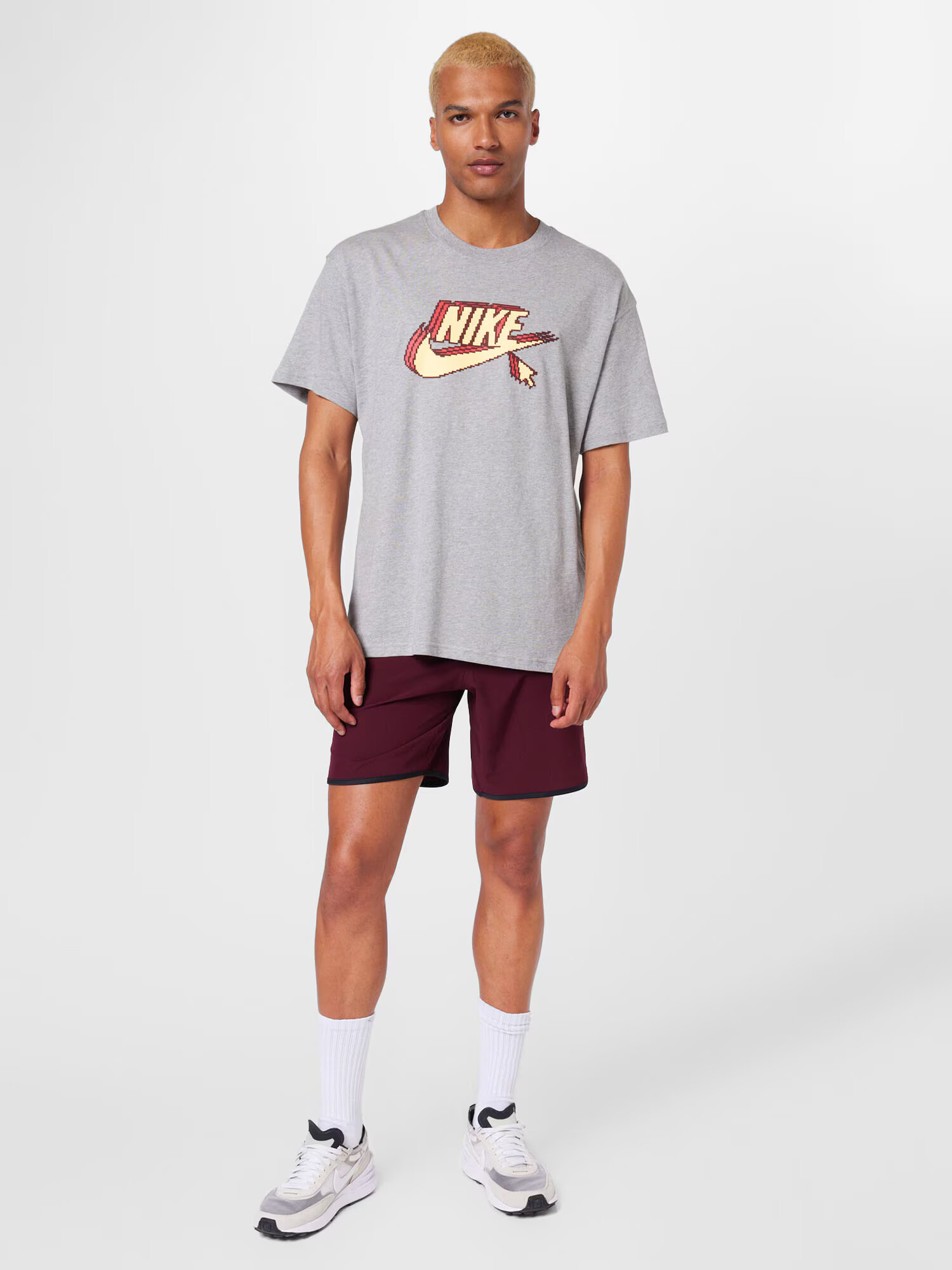 Nike Sportswear Tričko 'Futura' béžová / hnedá / sivá melírovaná / melónová - Pepit.sk