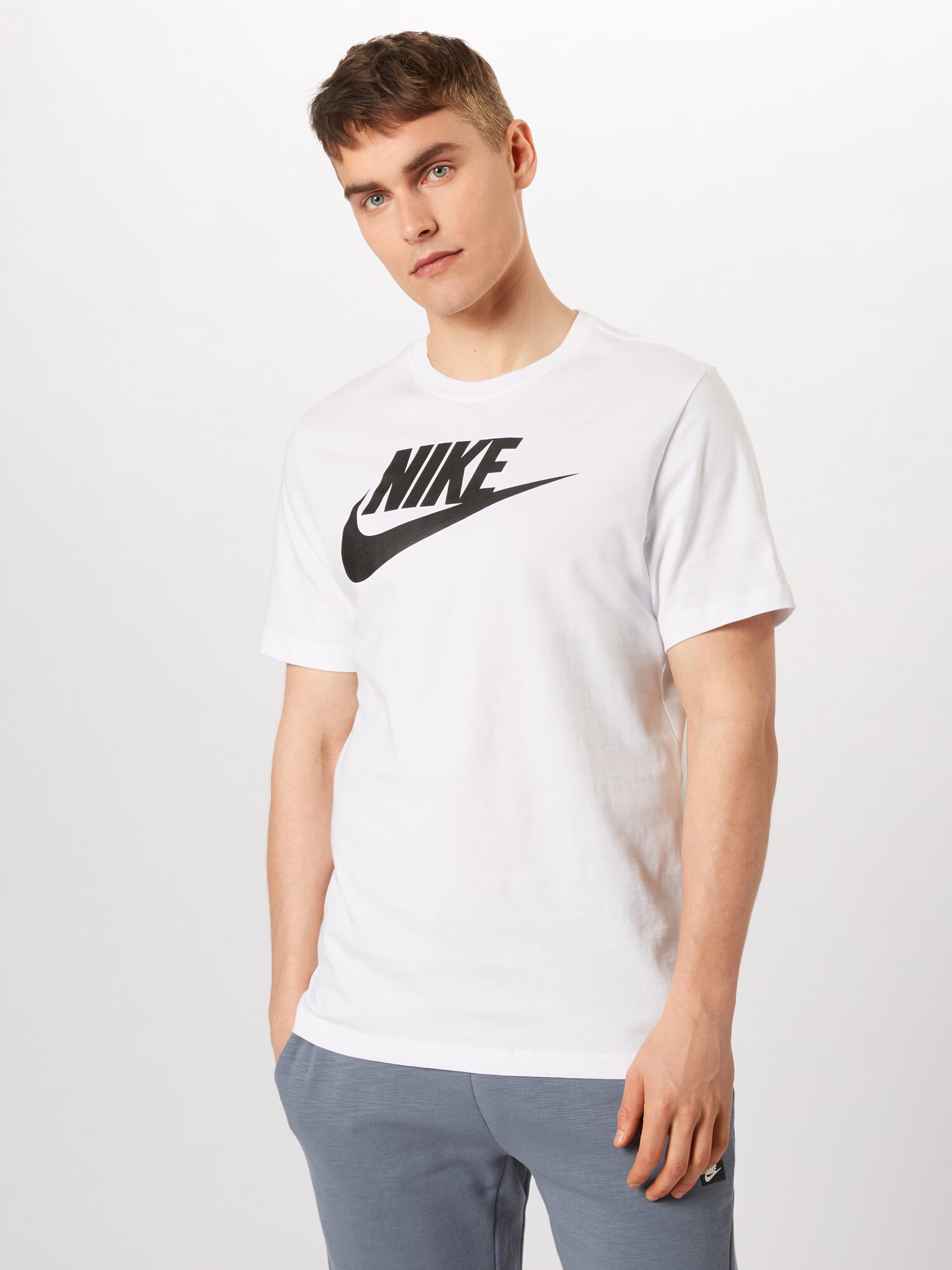 Nike Sportswear Tričko 'Futura' čierna / biela - Pepit.sk