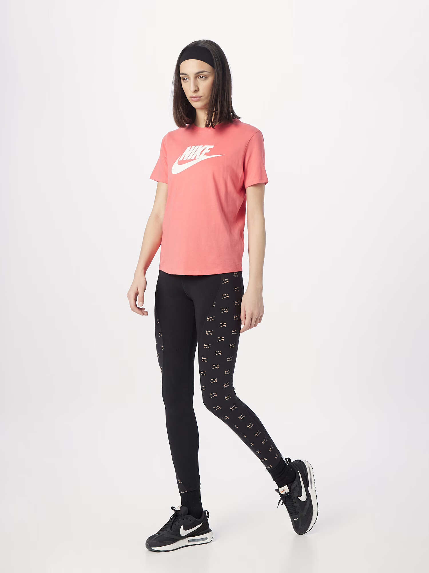 Nike Sportswear Tričko koralová / biela - Pepit.sk