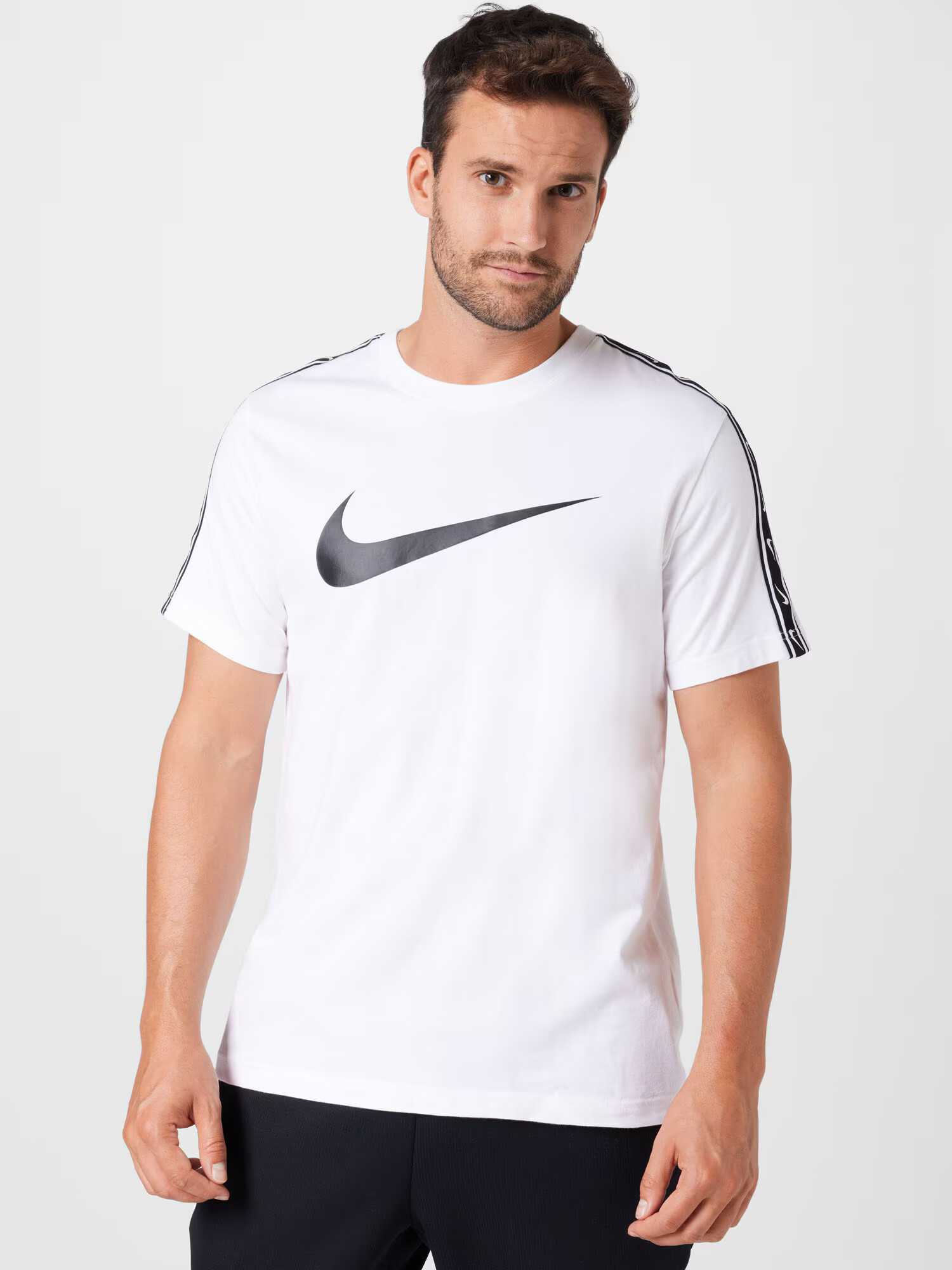 Nike Sportswear Funkčné tričko námornícka modrá / biela - Pepit.sk