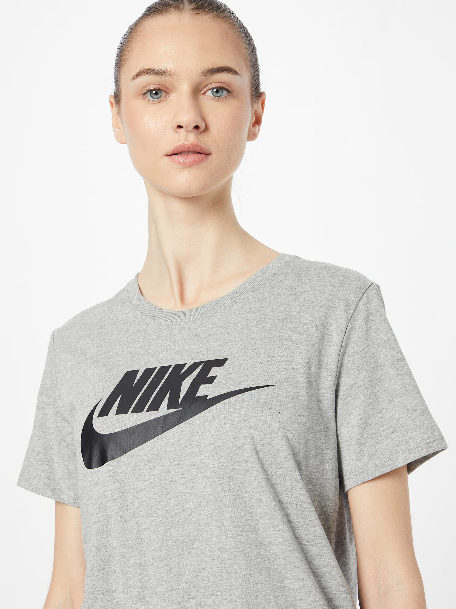 Nike Sportswear Tričko sivá / čierna - Pepit.sk