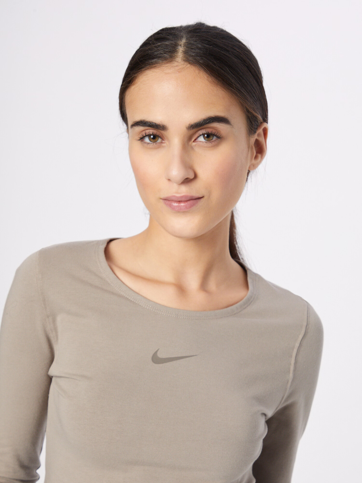 Nike Sportswear Tričko sivobéžová / čierna / biela - Pepit.sk