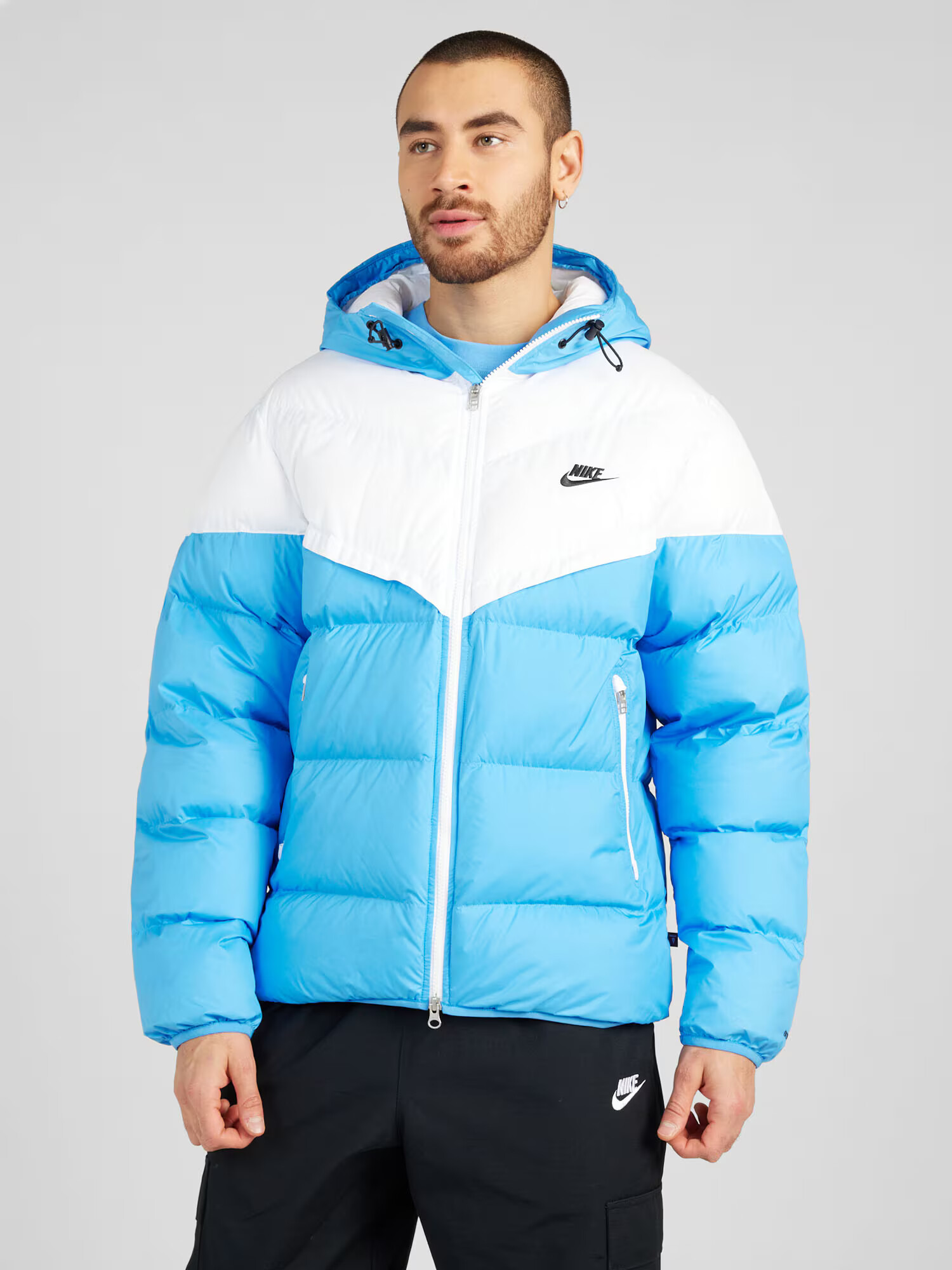 Nike Sportswear Zimná bunda svetlomodrá / biela - Pepit.sk