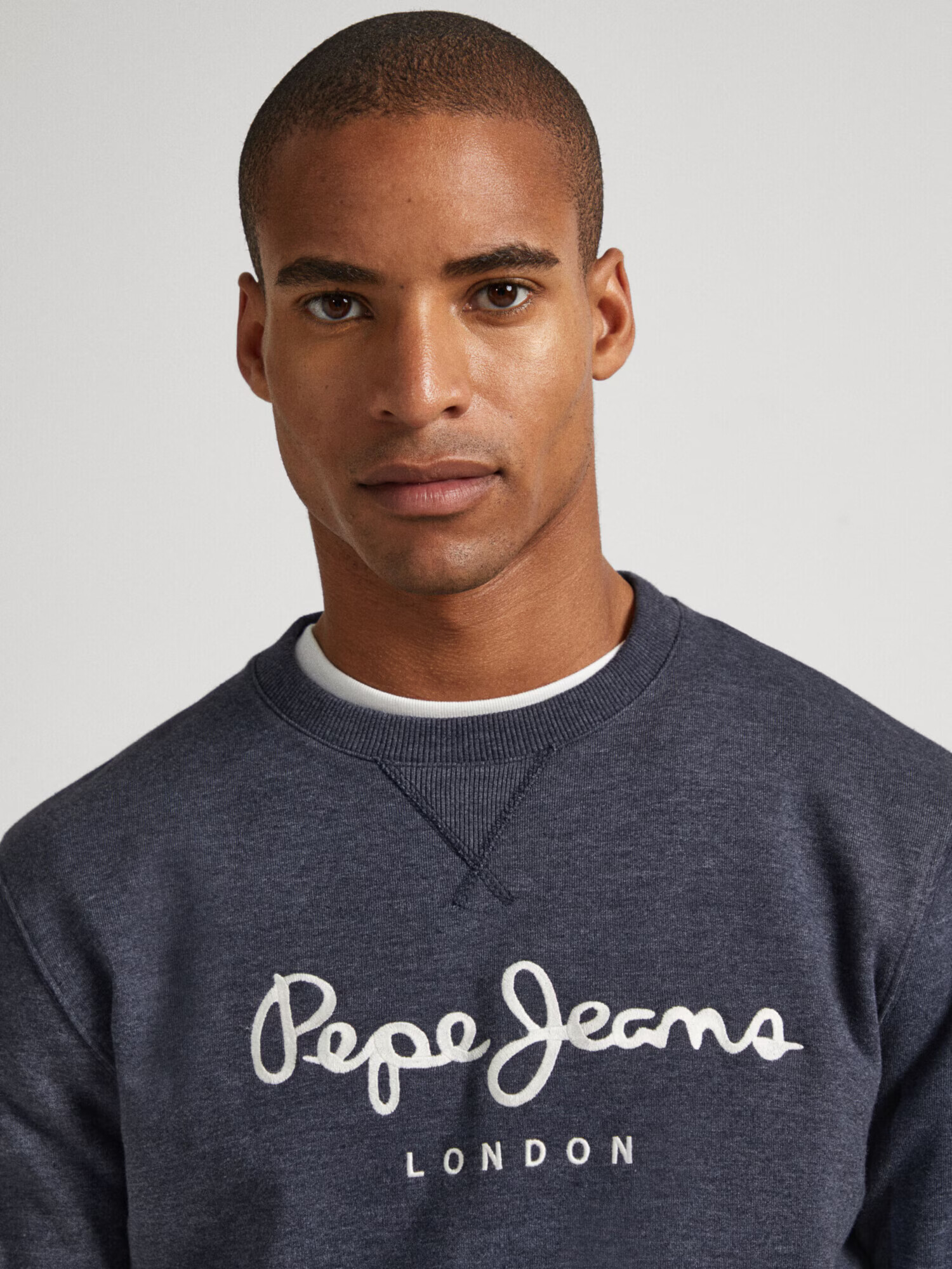 Pepe Jeans Mikina 'NOUVEL' námornícka modrá / biela - Pepit.sk