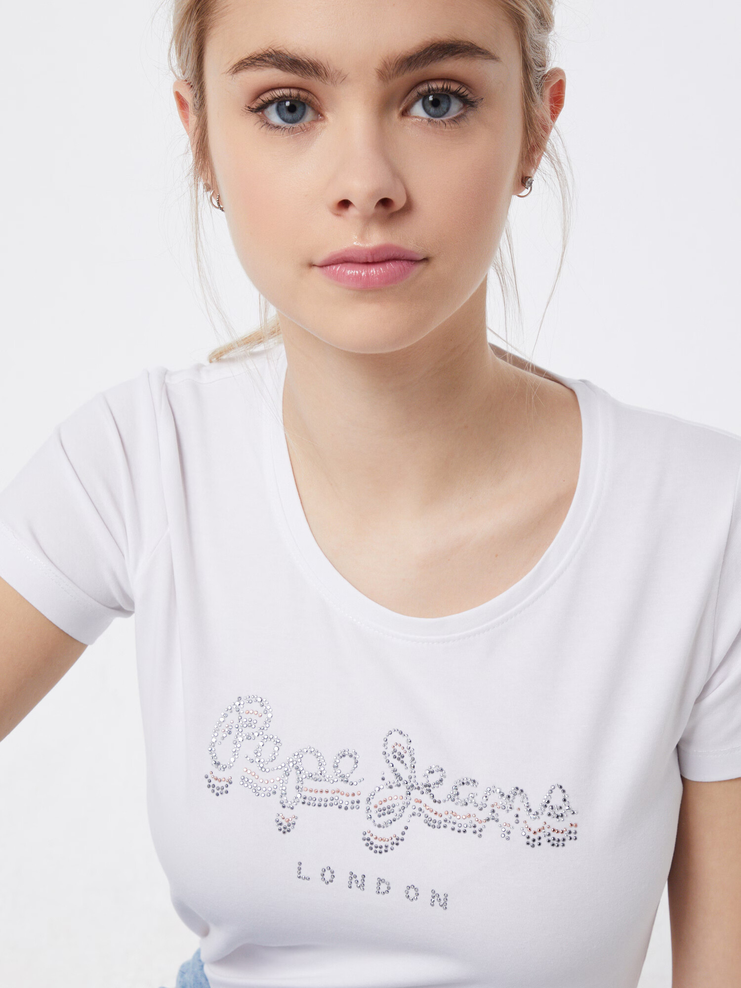 Pepe Jeans Tričko 'BEATRICE' strieborná / biela - Pepit.sk