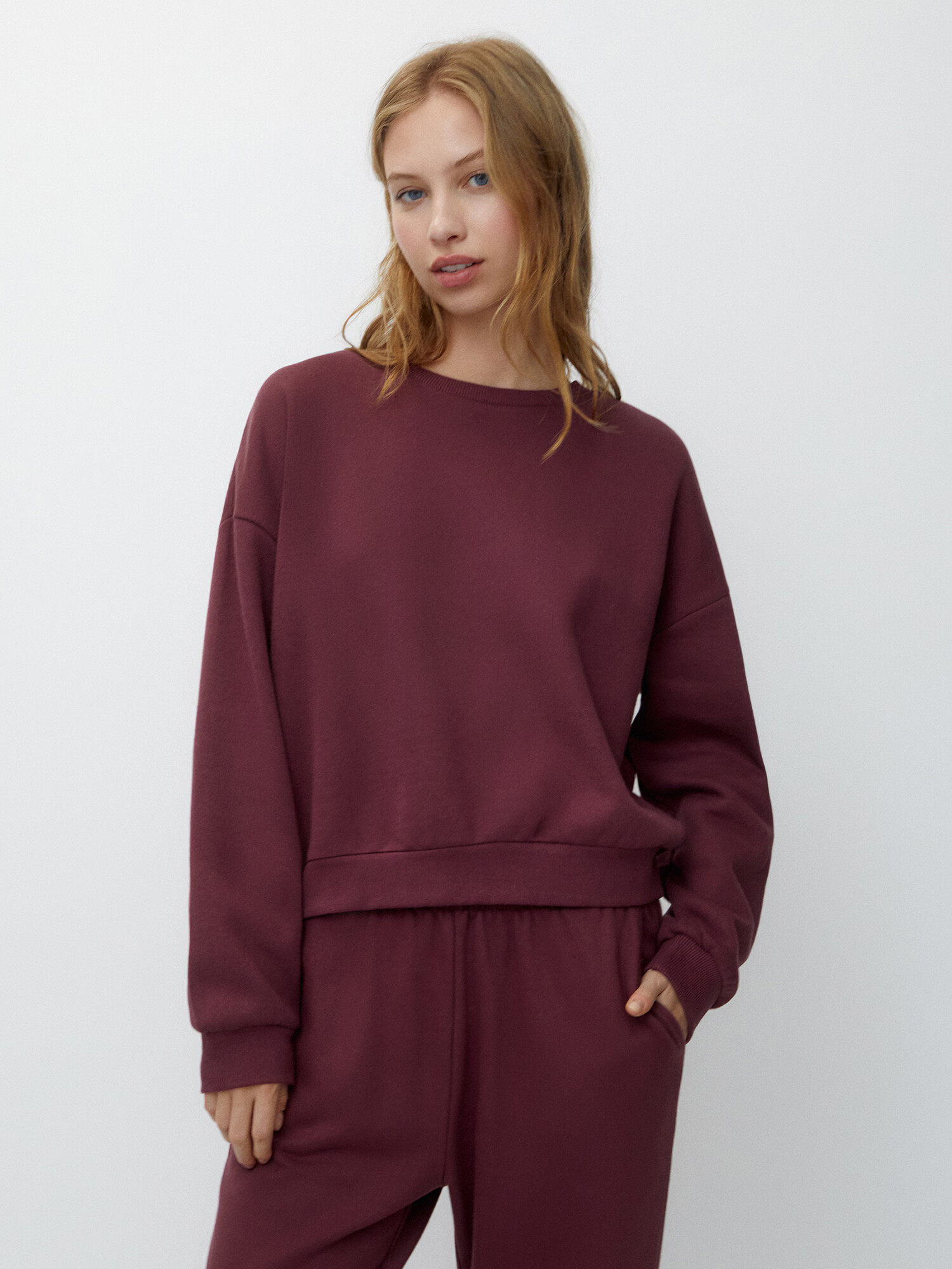 Pull&Bear Mikina burgundská - Pepit.sk