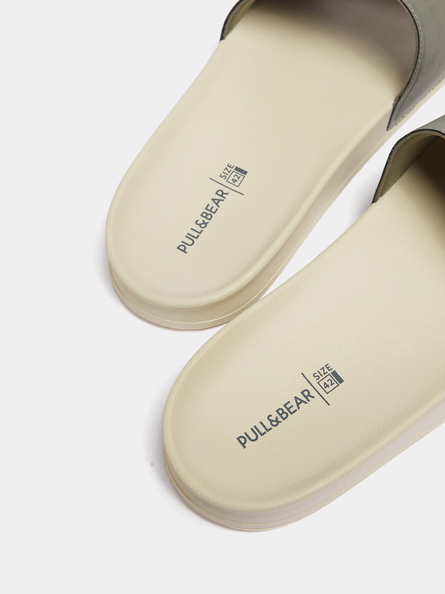 Pull&Bear Plážové / kúpacie topánky kaki - Pepit.sk