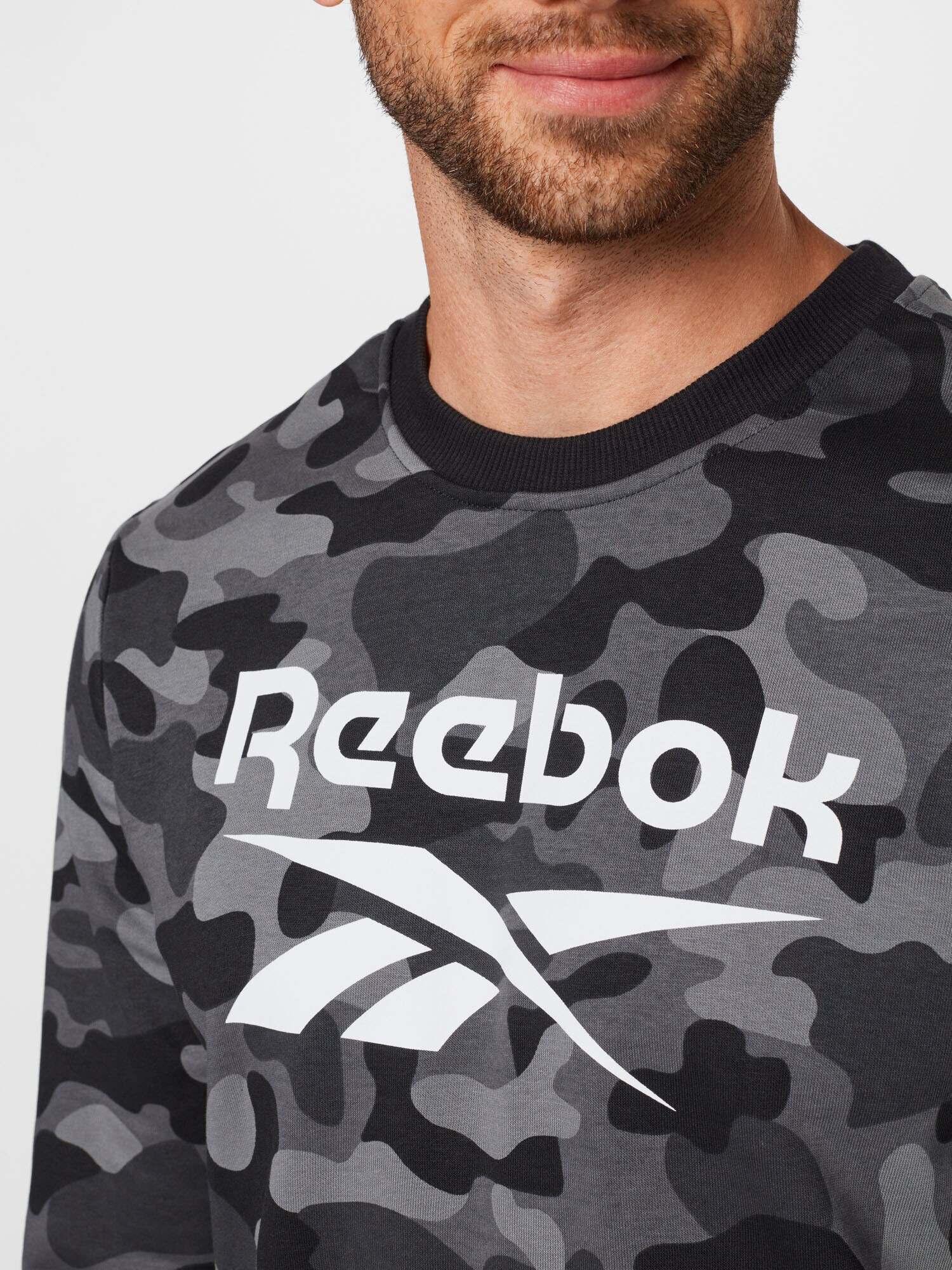 Reebok Sport Športová mikina striebornosivá / svetlosivá / tmavosivá / čierna / biela - Pepit.sk