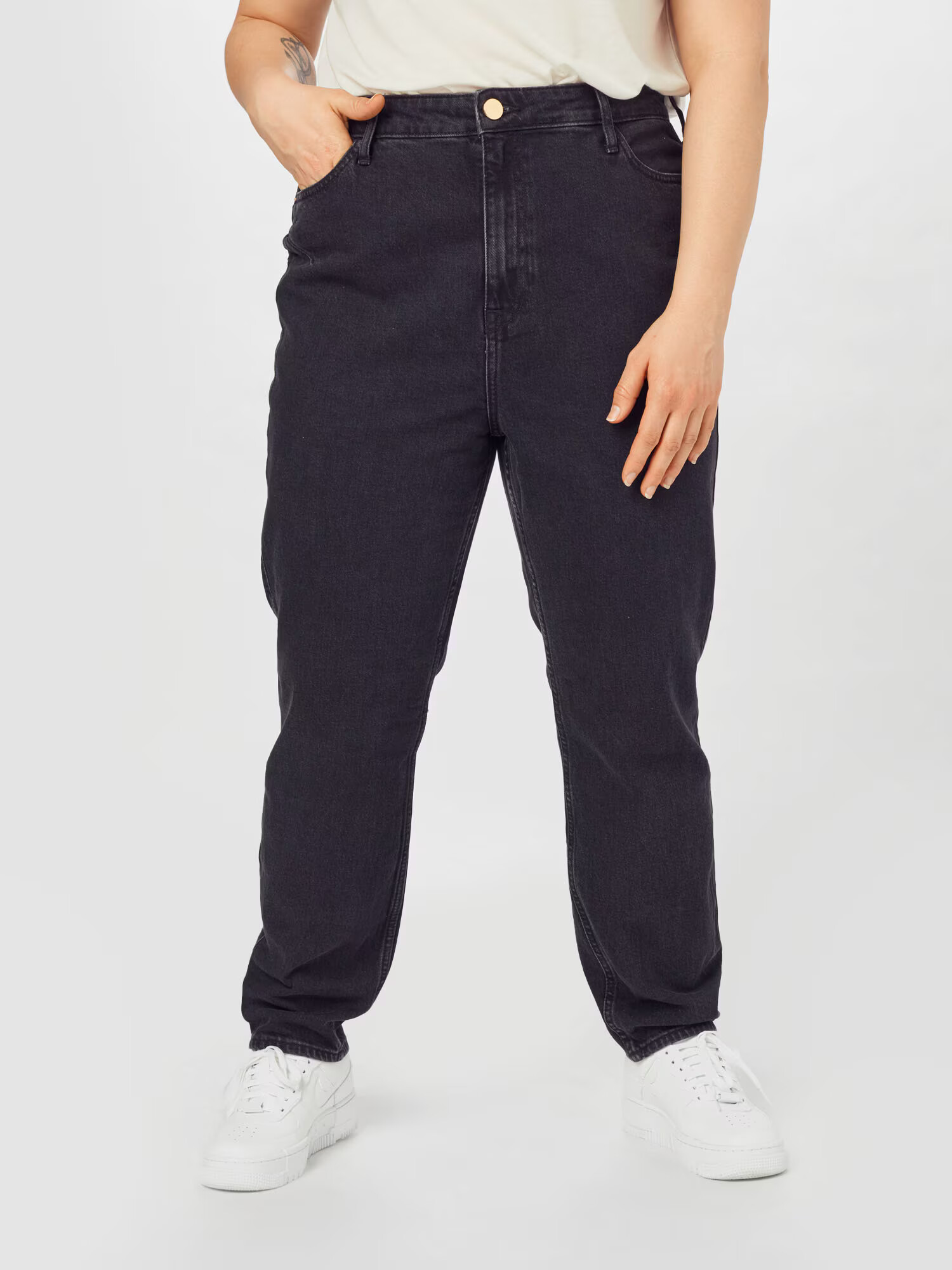 River Island Plus Džínsy 'Carrie' čierny denim - Pepit.sk