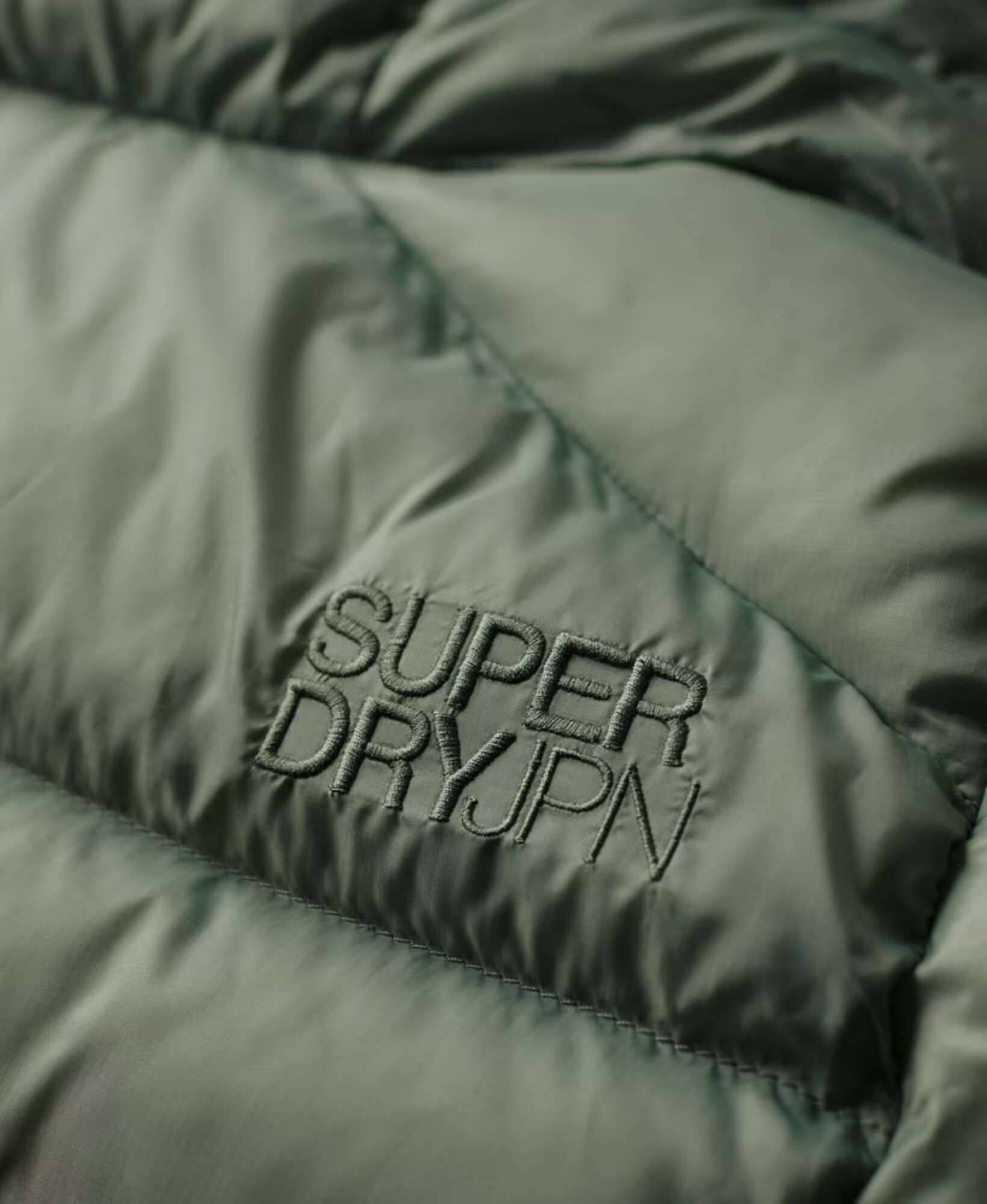 Superdry Prechodná bunda 'Fuji' zelená / čierna - Pepit.sk