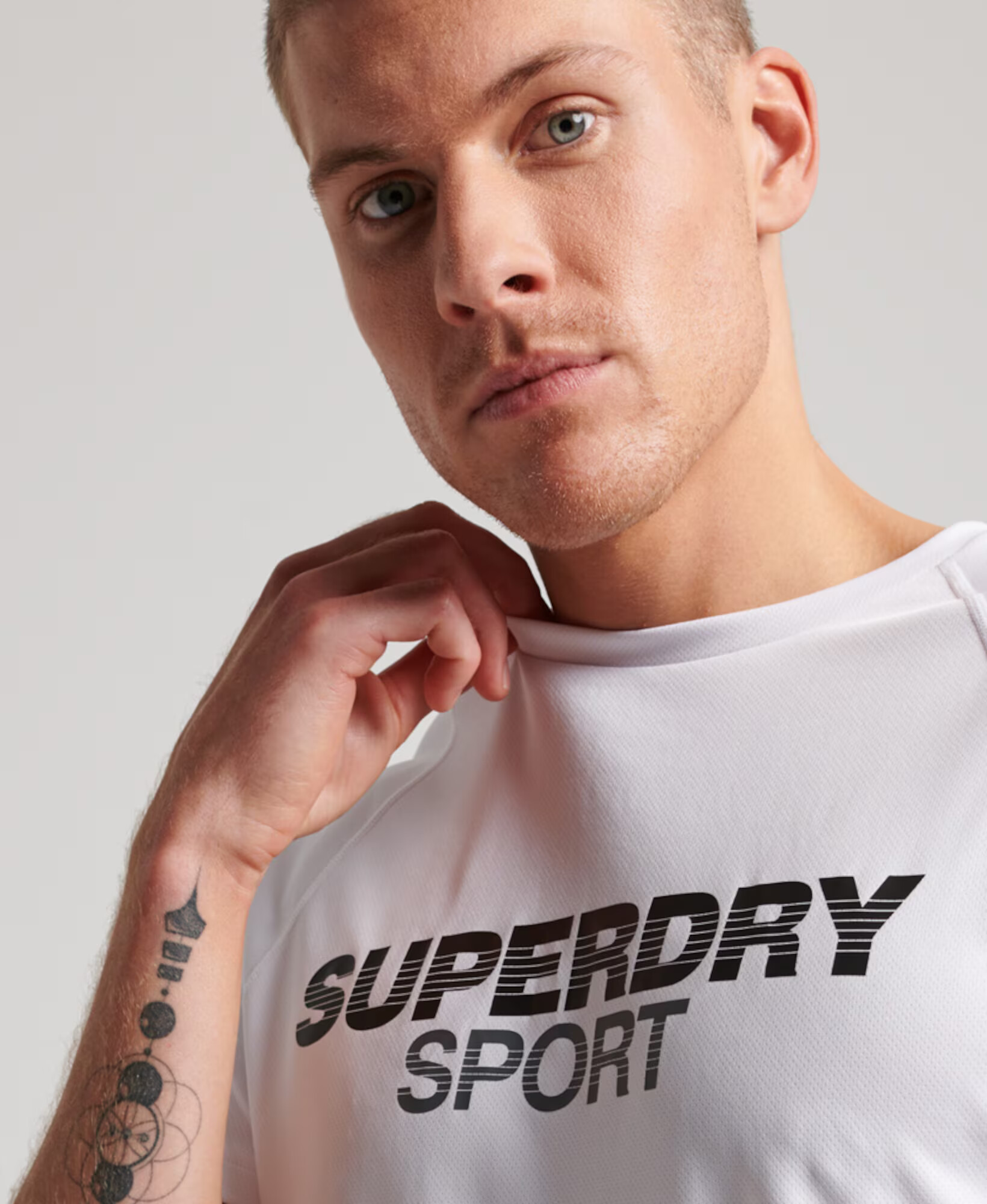 Superdry Tričko čierna / biela - Pepit.sk