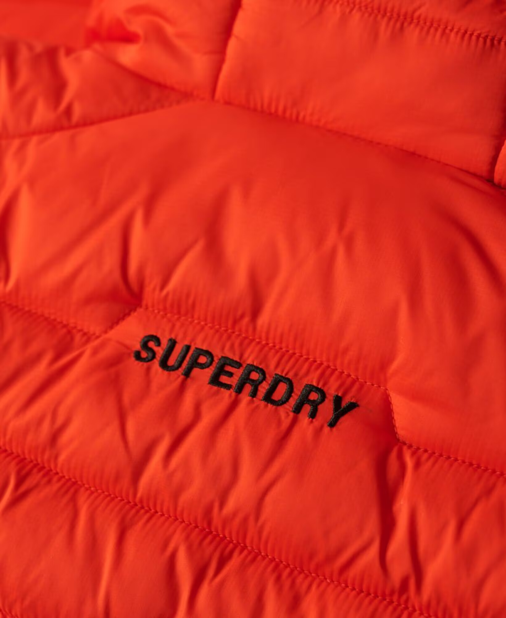 Superdry Zimná bunda 'Fuji' neónovo oranžová / čierna - Pepit.sk