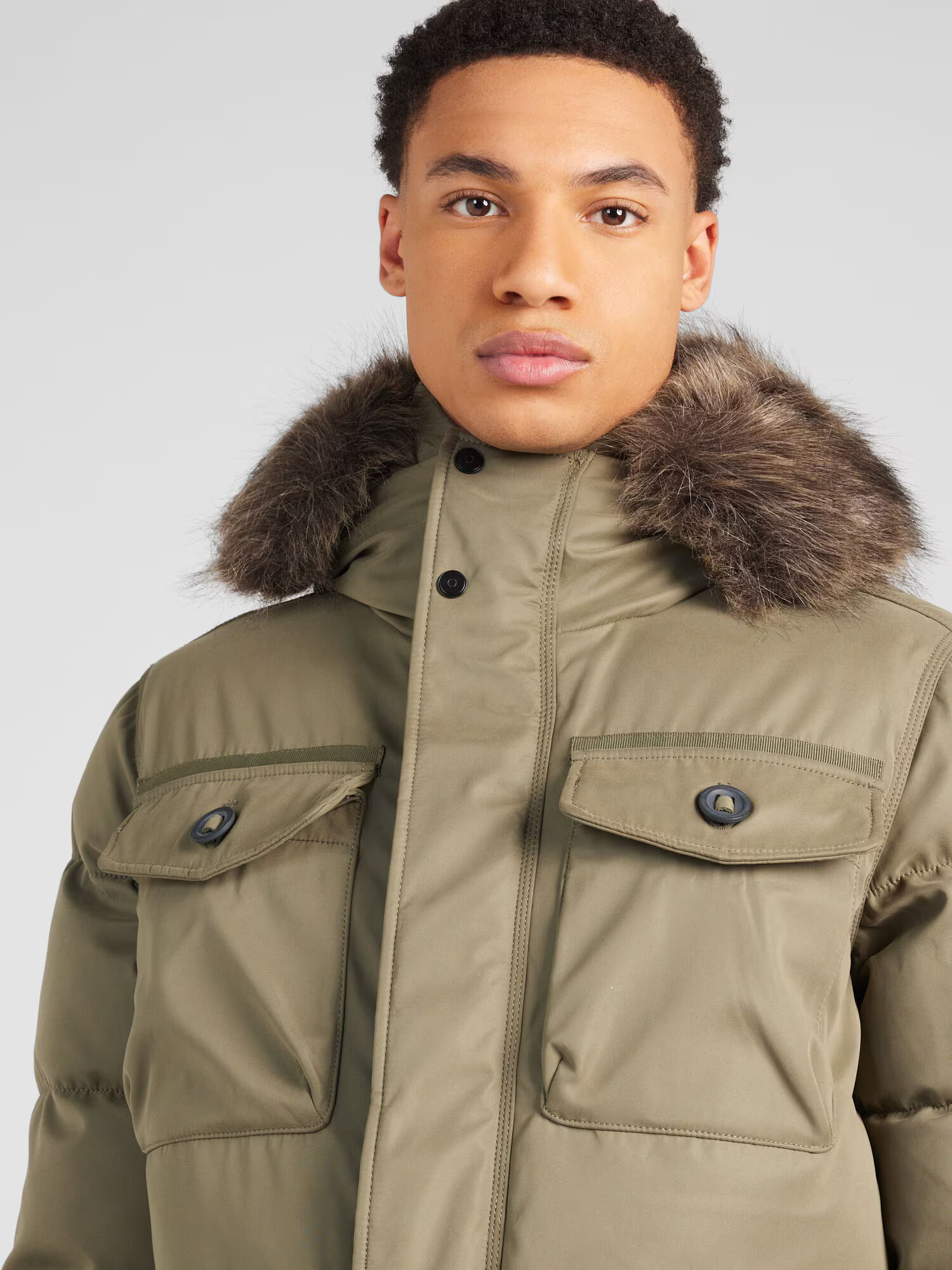 Superdry Zimná parka 'Chinook' olivová - Pepit.sk