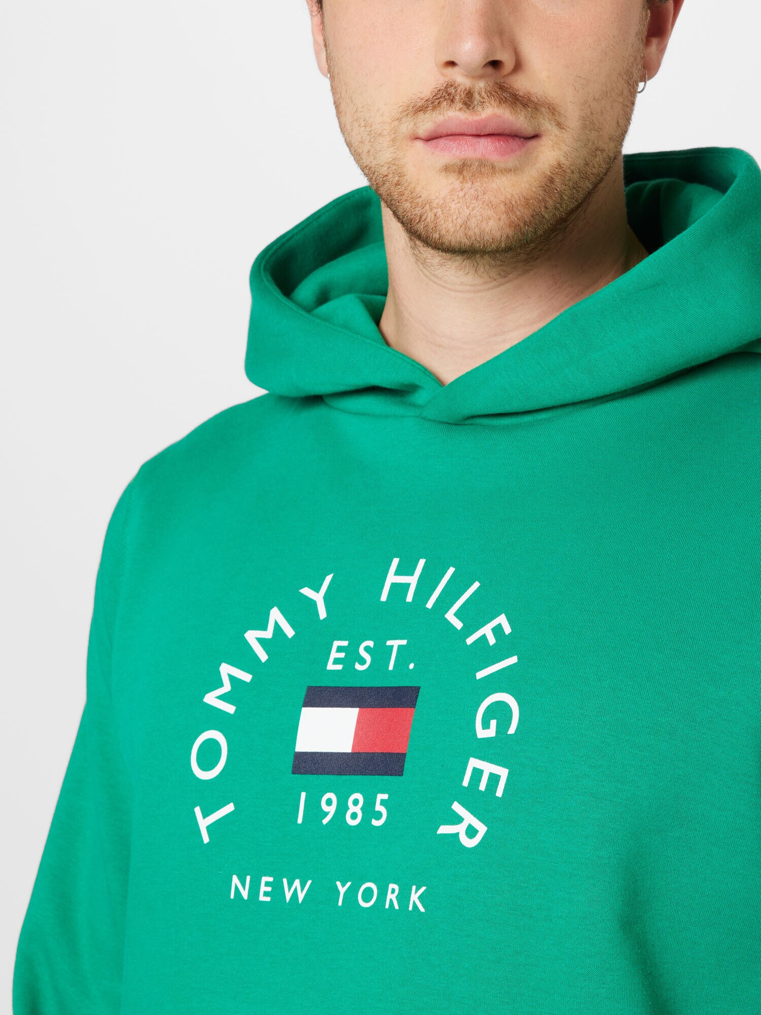 TOMMY HILFIGER Mikina námornícka modrá / zelená / červená / biela - Pepit.sk