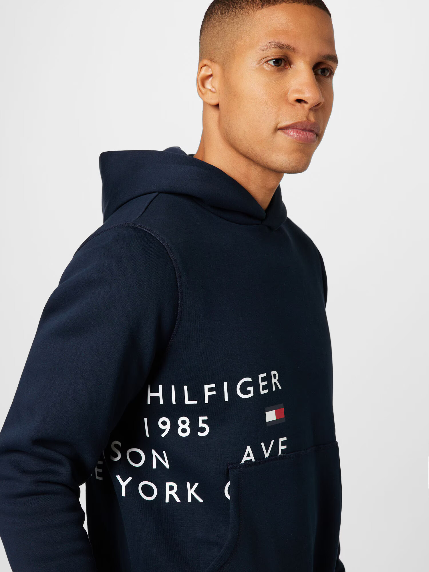 TOMMY HILFIGER Mikina tmavomodrá / červená / biela - Pepit.sk