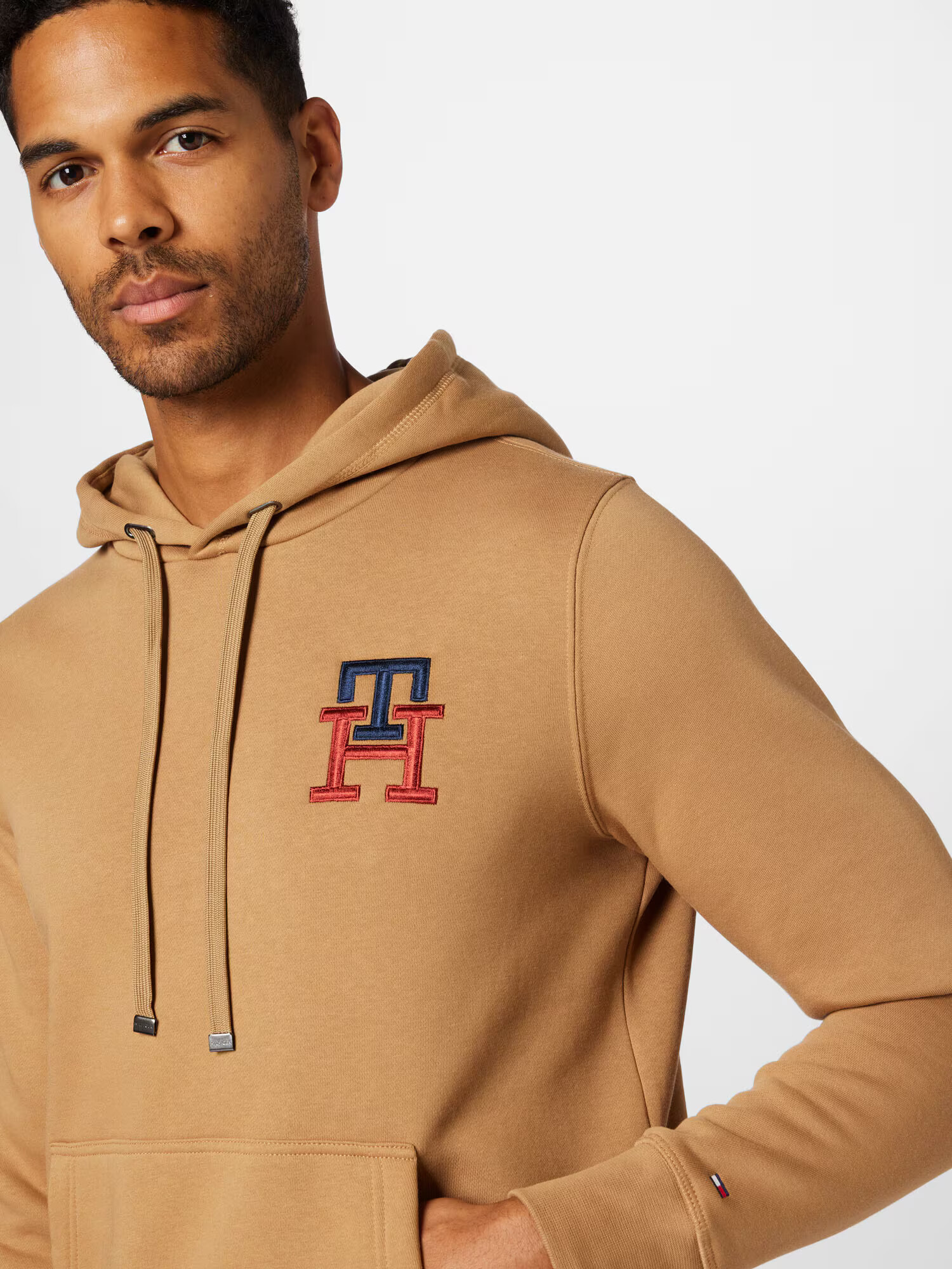 TOMMY HILFIGER Mikina tmavomodrá / kapučíno / ohnivo červená - Pepit.sk