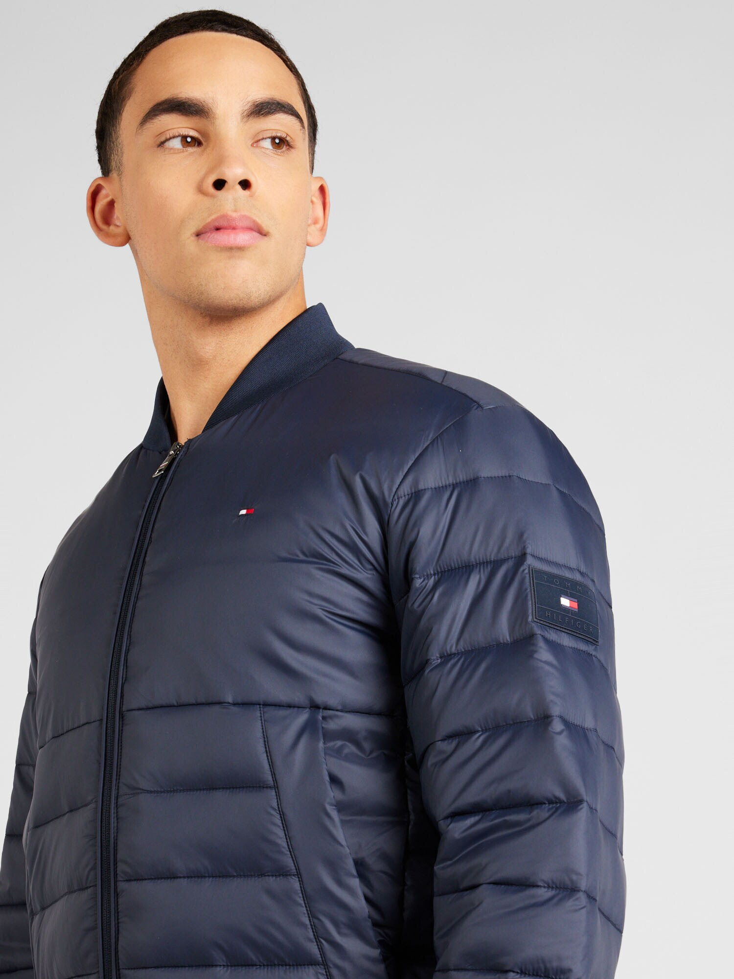 TOMMY HILFIGER Prechodná bunda tmavomodrá / červená / biela - Pepit.sk