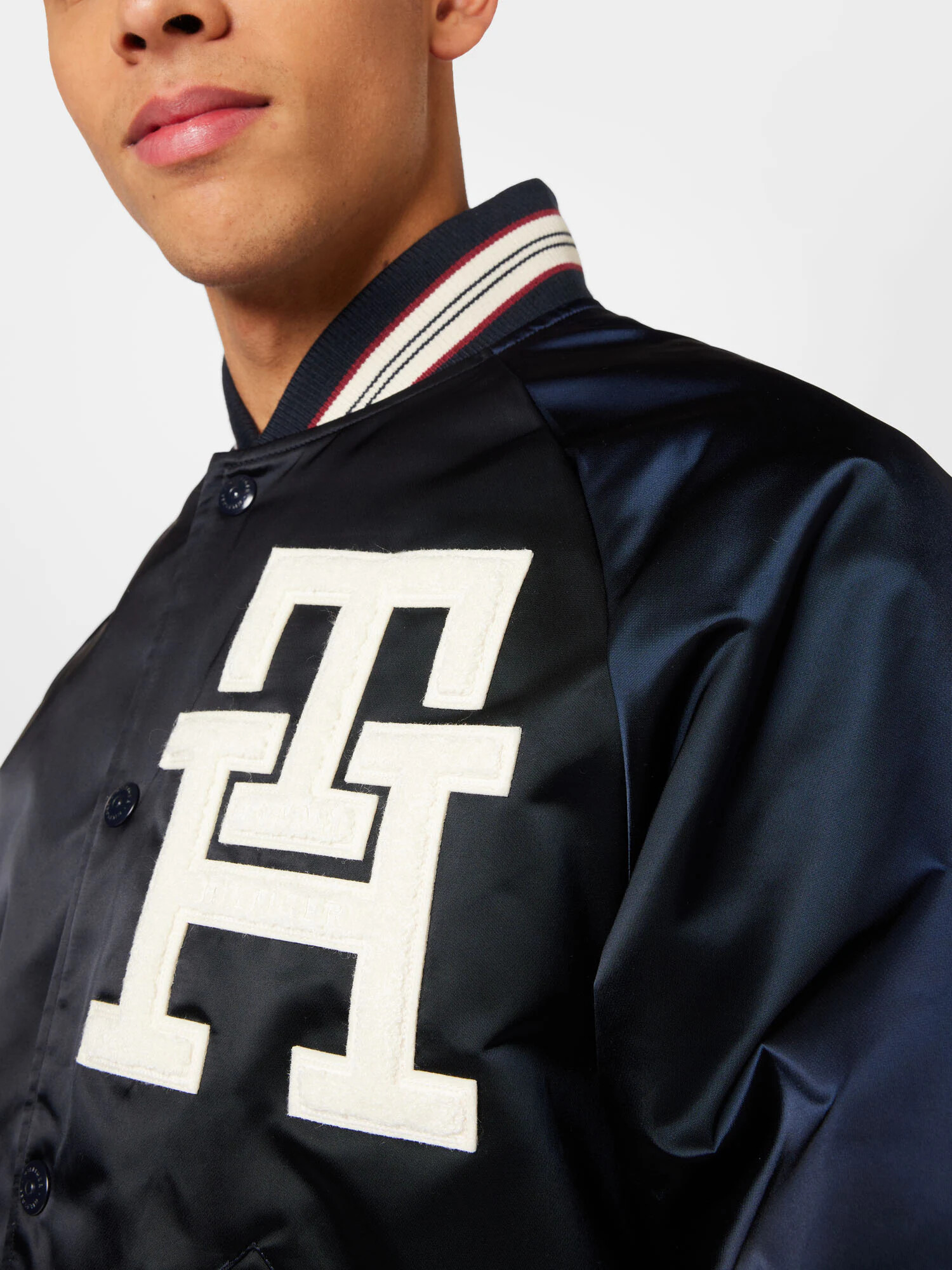 TOMMY HILFIGER Prechodná bunda 'VARSITY' tmavomodrá / hnedá / biela - Pepit.sk