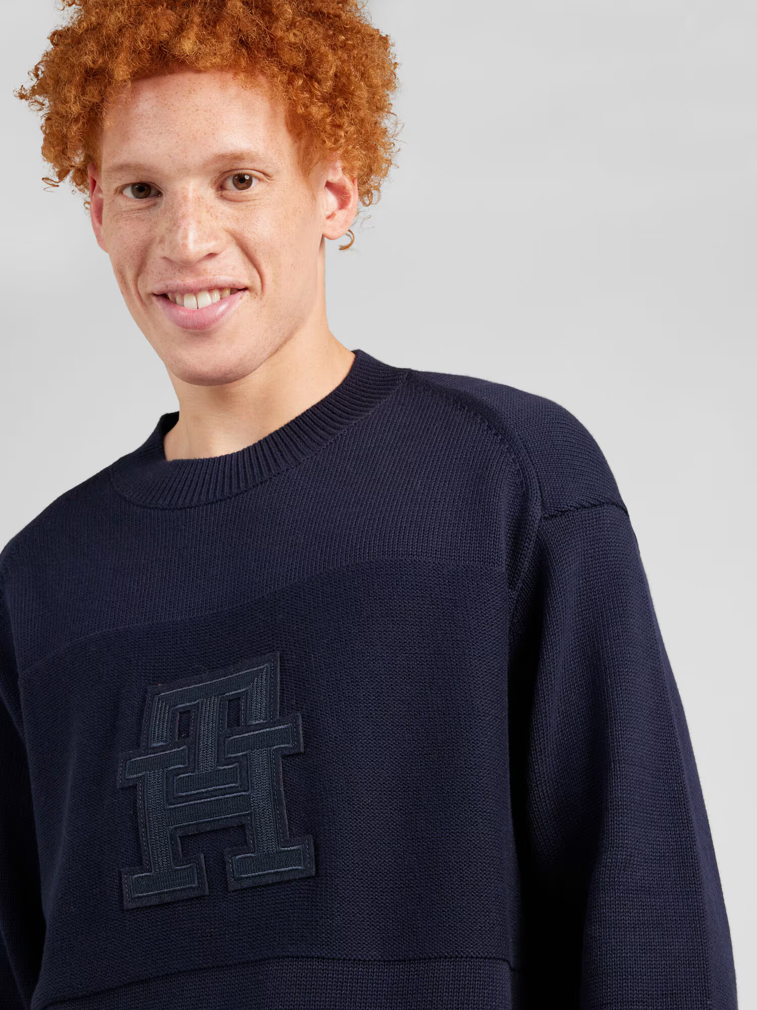 TOMMY HILFIGER Sveter námornícka modrá - Pepit.sk