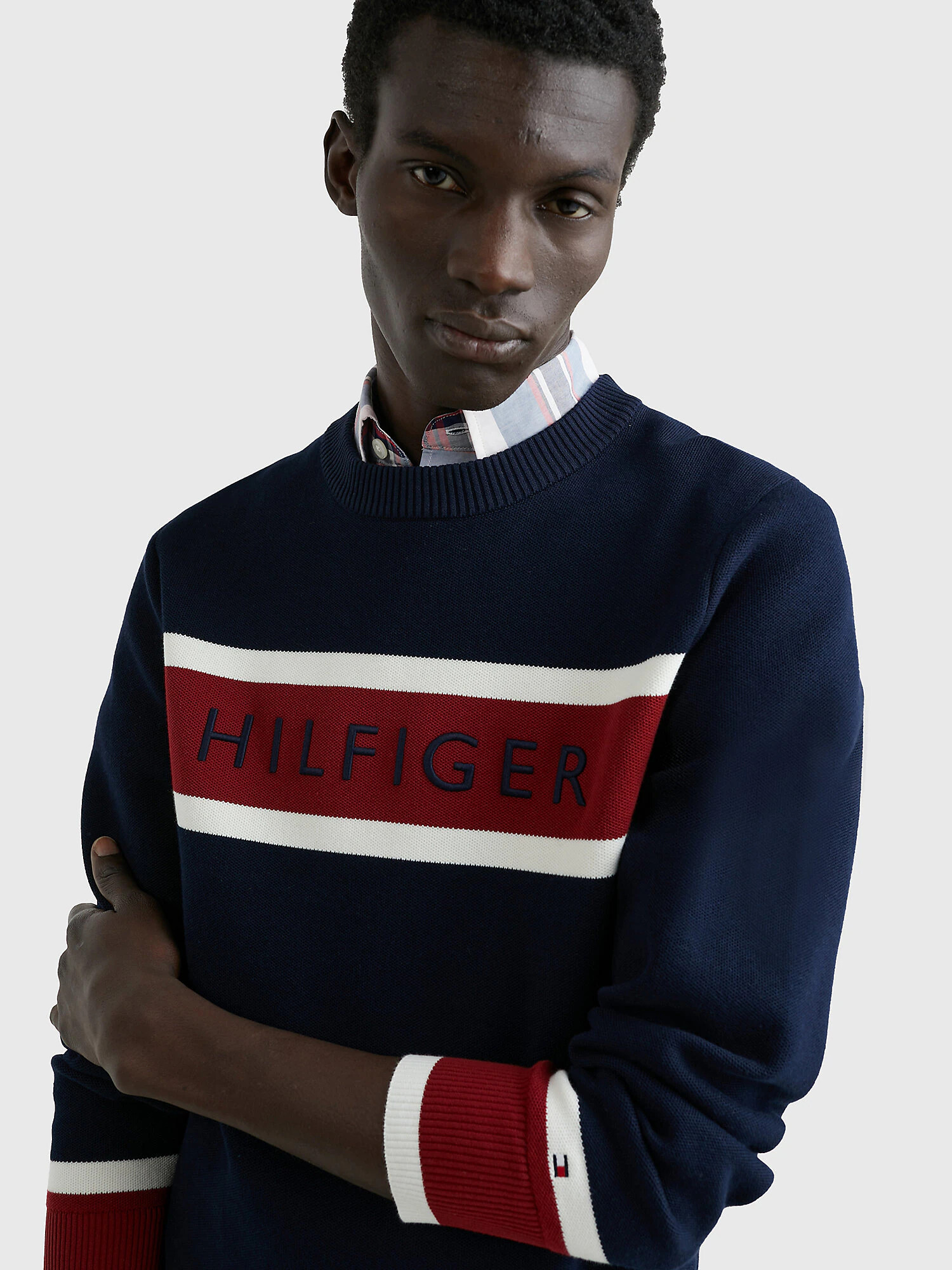 TOMMY HILFIGER Sveter námornícka modrá / červená / biela - Pepit.sk