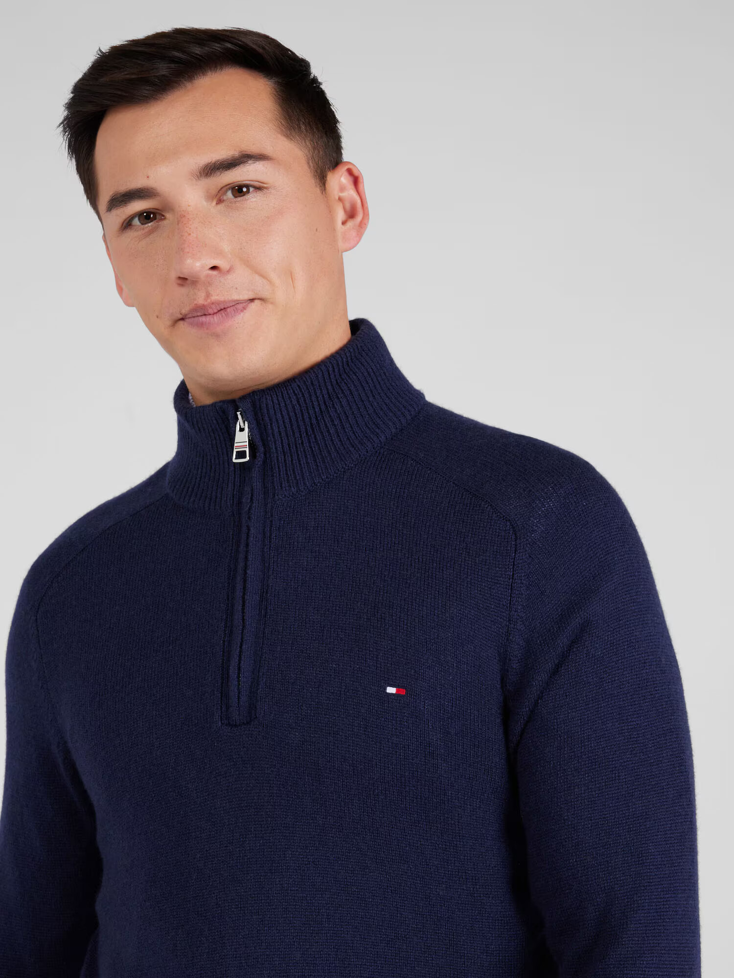 TOMMY HILFIGER Sveter námornícka modrá / ohnivo červená / biela - Pepit.sk