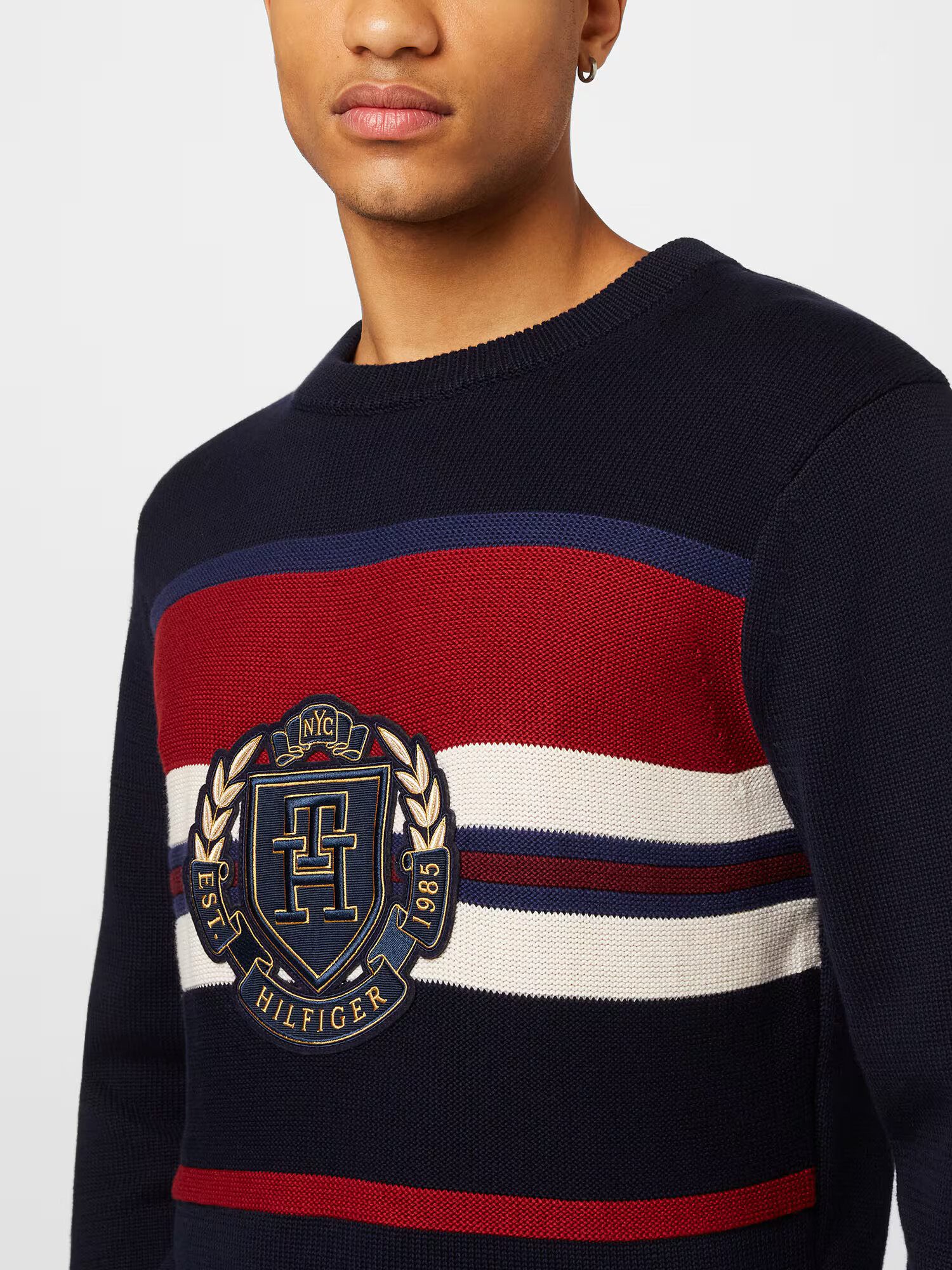 TOMMY HILFIGER Sveter námornícka modrá / tmavomodrá / červená / biela - Pepit.sk