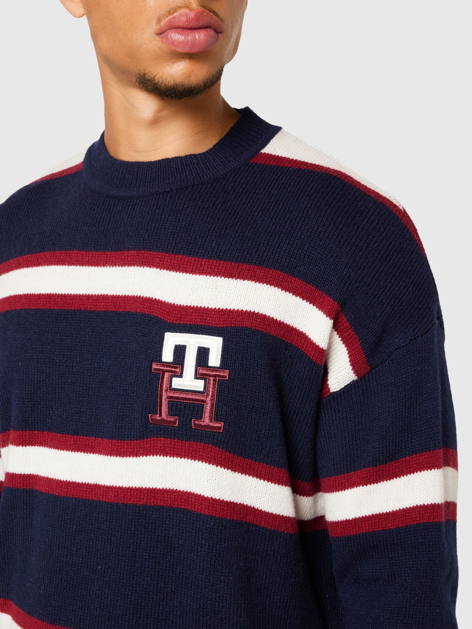 TOMMY HILFIGER Sveter námornícka modrá / vínovo červená / biela - Pepit.sk