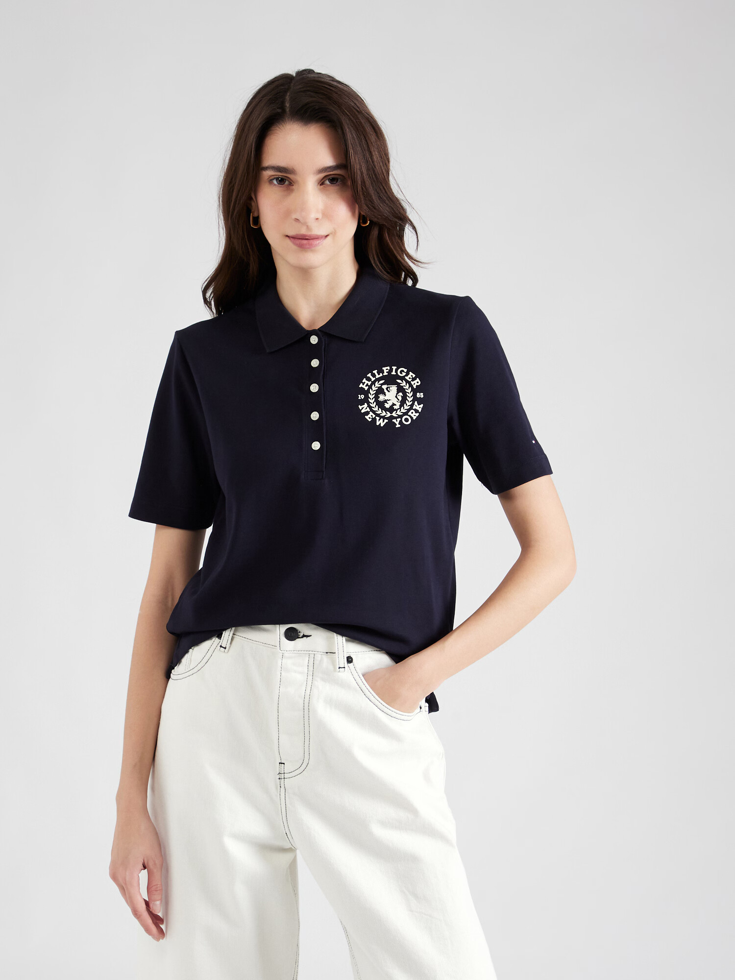 TOMMY HILFIGER Tričko krémová / námornícka modrá - Pepit.sk