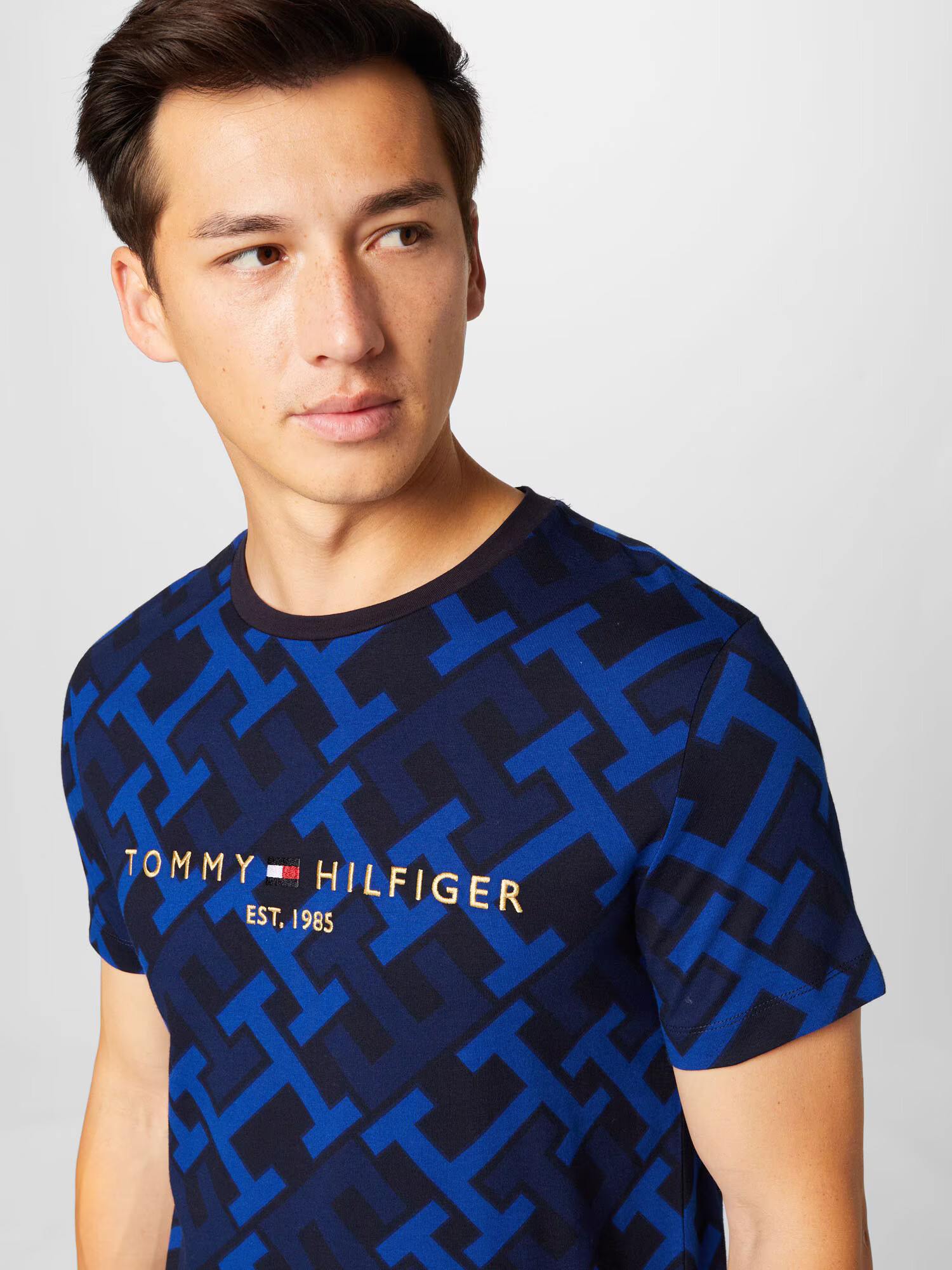 TOMMY HILFIGER Tričko modrá / námornícka modrá / biela - Pepit.sk