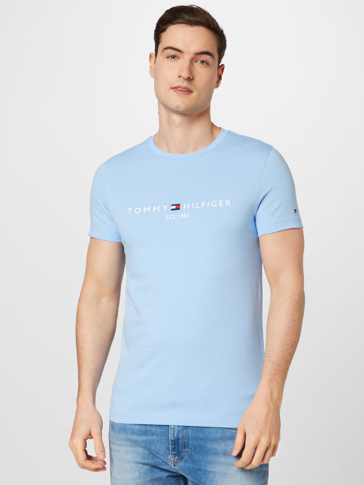 TOMMY HILFIGER Tričko námornícka modrá / svetlomodrá / červená / biela - Pepit.sk