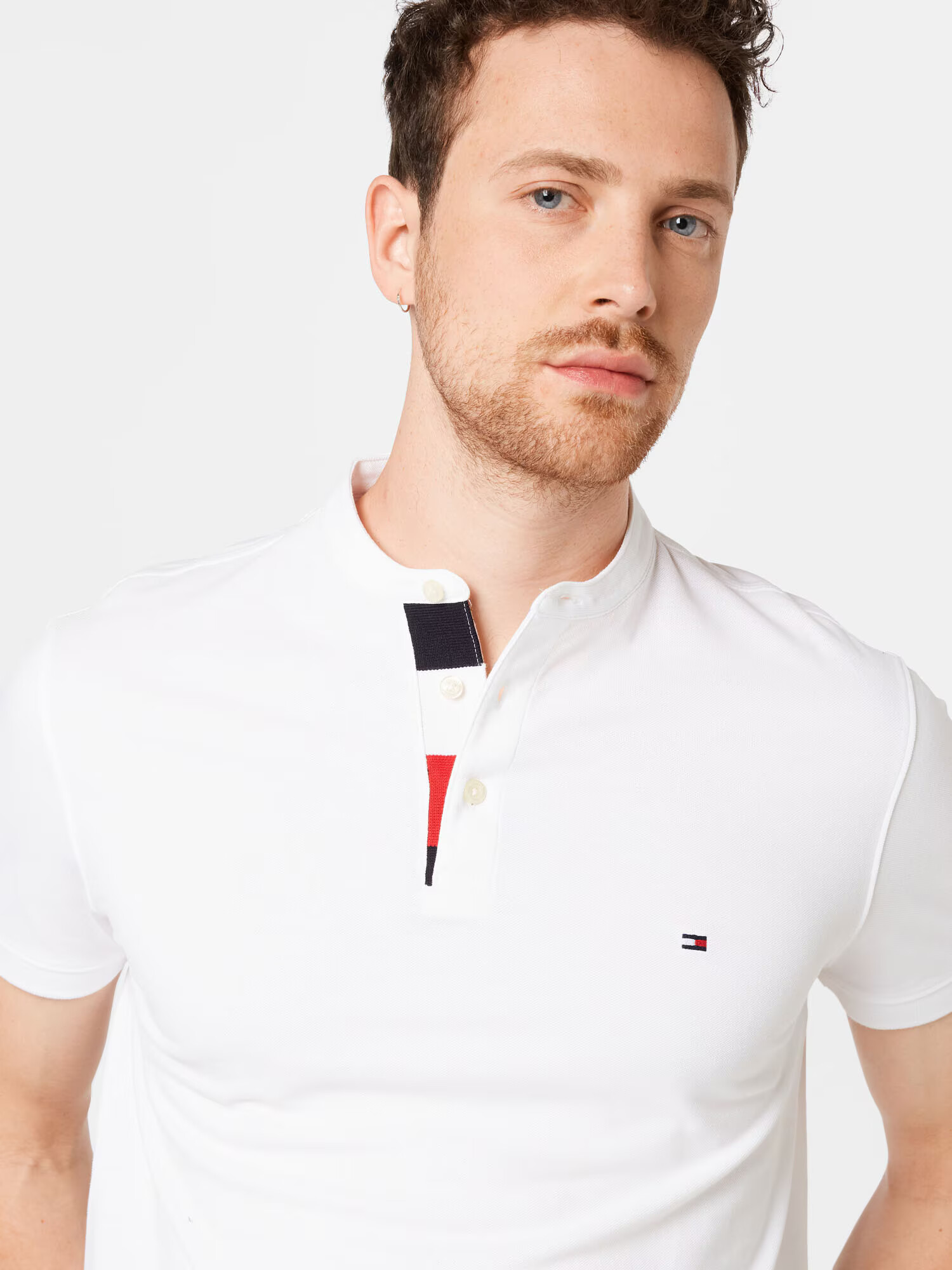 TOMMY HILFIGER Tričko 'Placket MAO' námornícka modrá / červená / biela - Pepit.sk