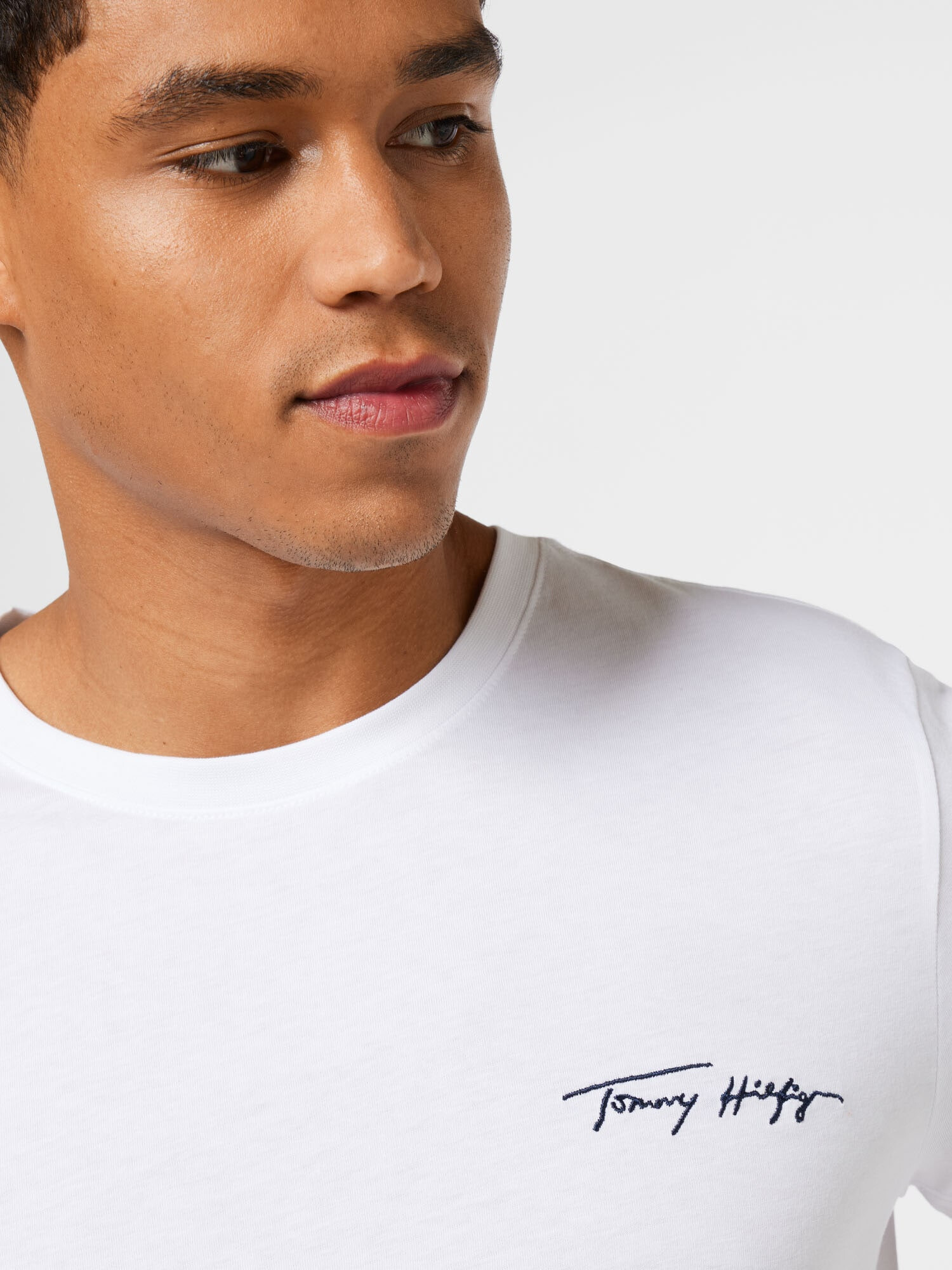 TOMMY HILFIGER Tričko tmavomodrá / červená / biela - Pepit.sk