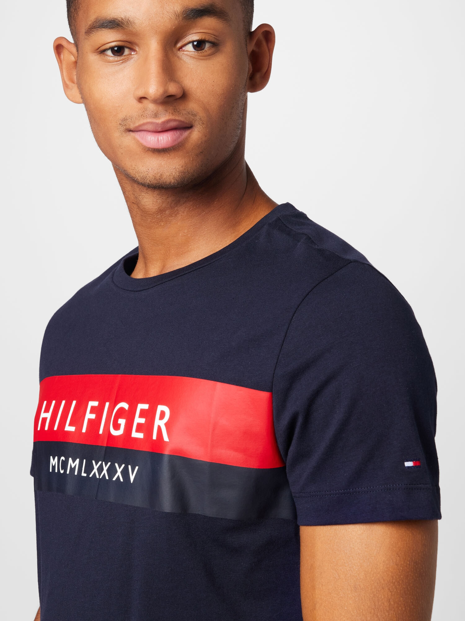 TOMMY HILFIGER Tričko tmavomodrá / svetločervená / biela - Pepit.sk