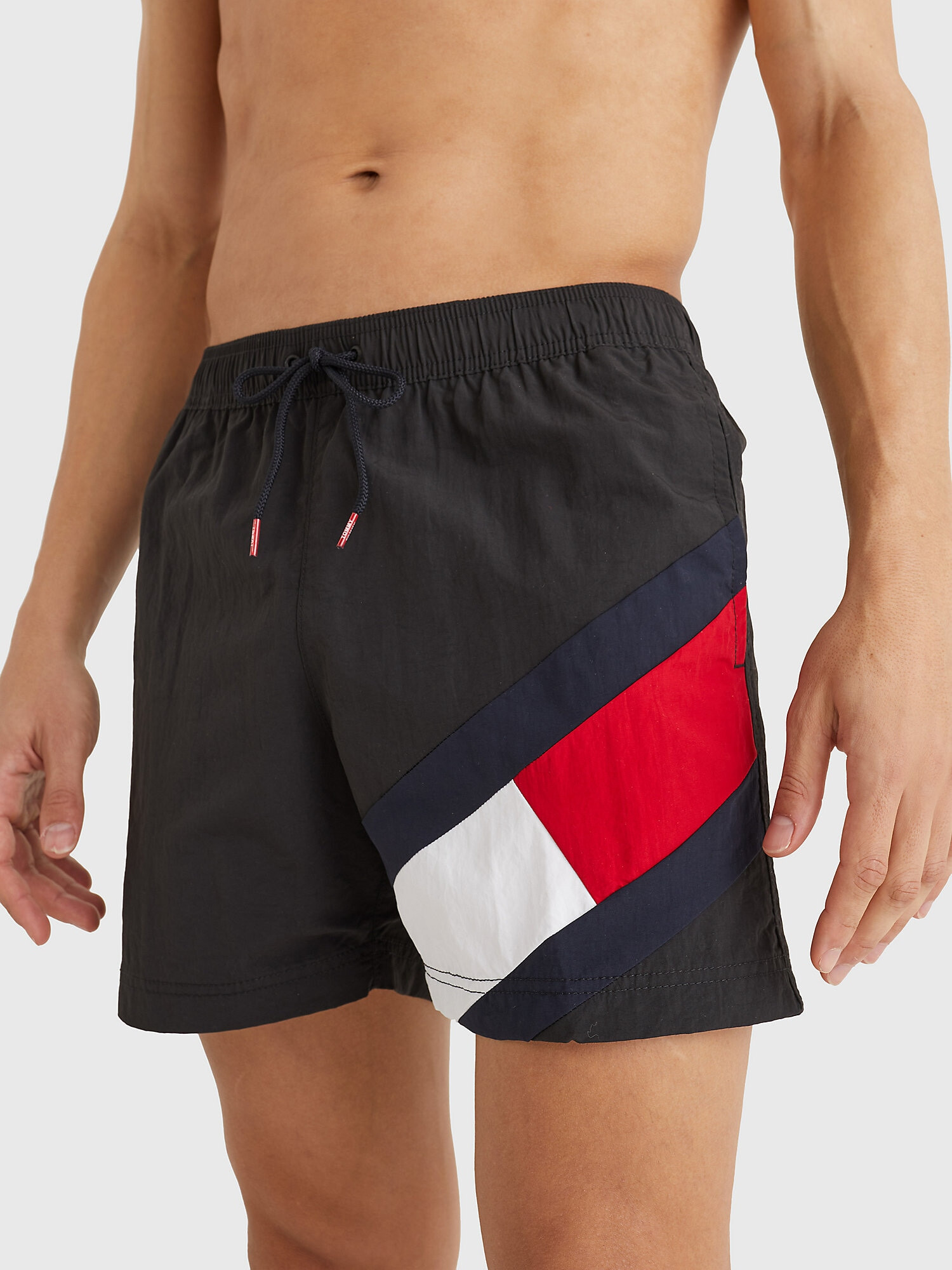 Tommy Hilfiger Underwear Plavecké šortky námornícka modrá / svetločervená / čierna / biela - Pepit.sk