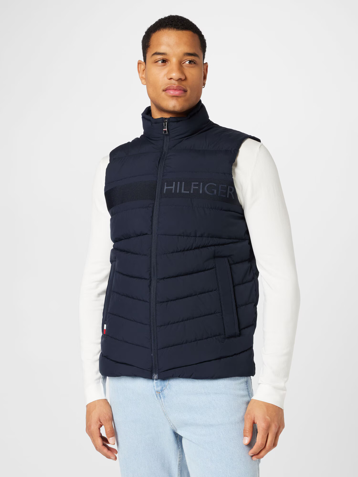 TOMMY HILFIGER Vesta tmavomodrá / červená / biela - Pepit.sk