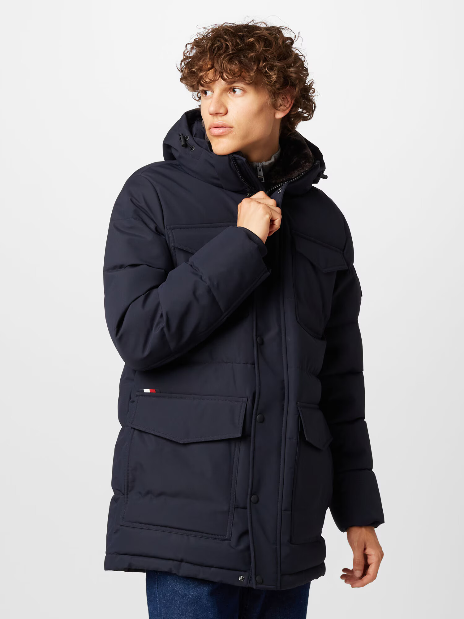 TOMMY HILFIGER Zimná parka námornícka modrá - Pepit.sk