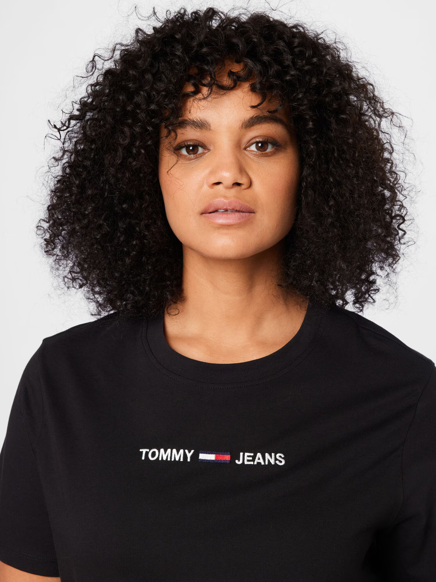 Tommy Jeans Curve Tričko námornícka modrá / červená / čierna / biela - Pepit.sk