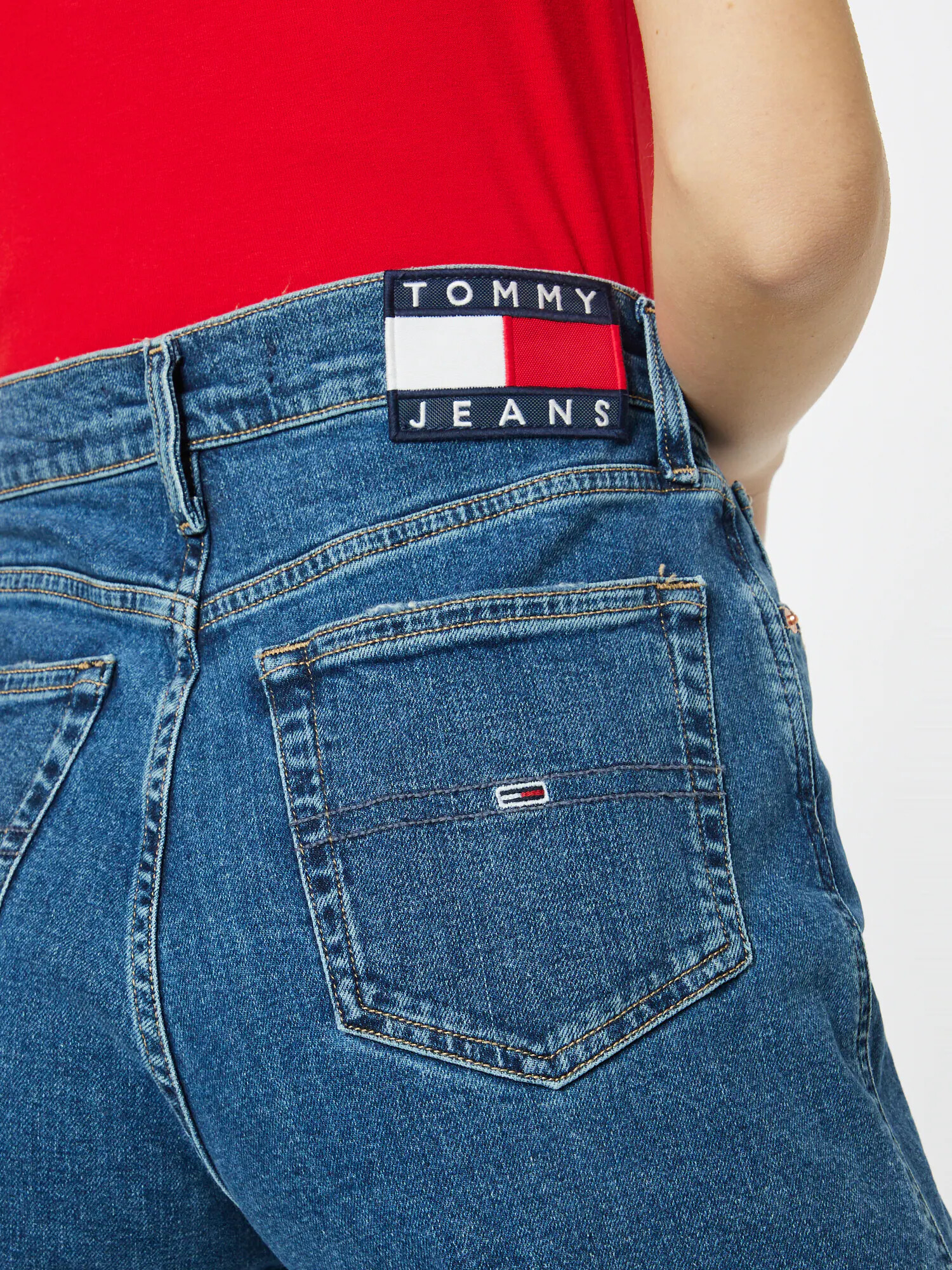 Tommy Jeans Džínsy 'BETSY' modrá denim / tmavomodrá / červená / biela - Pepit.sk