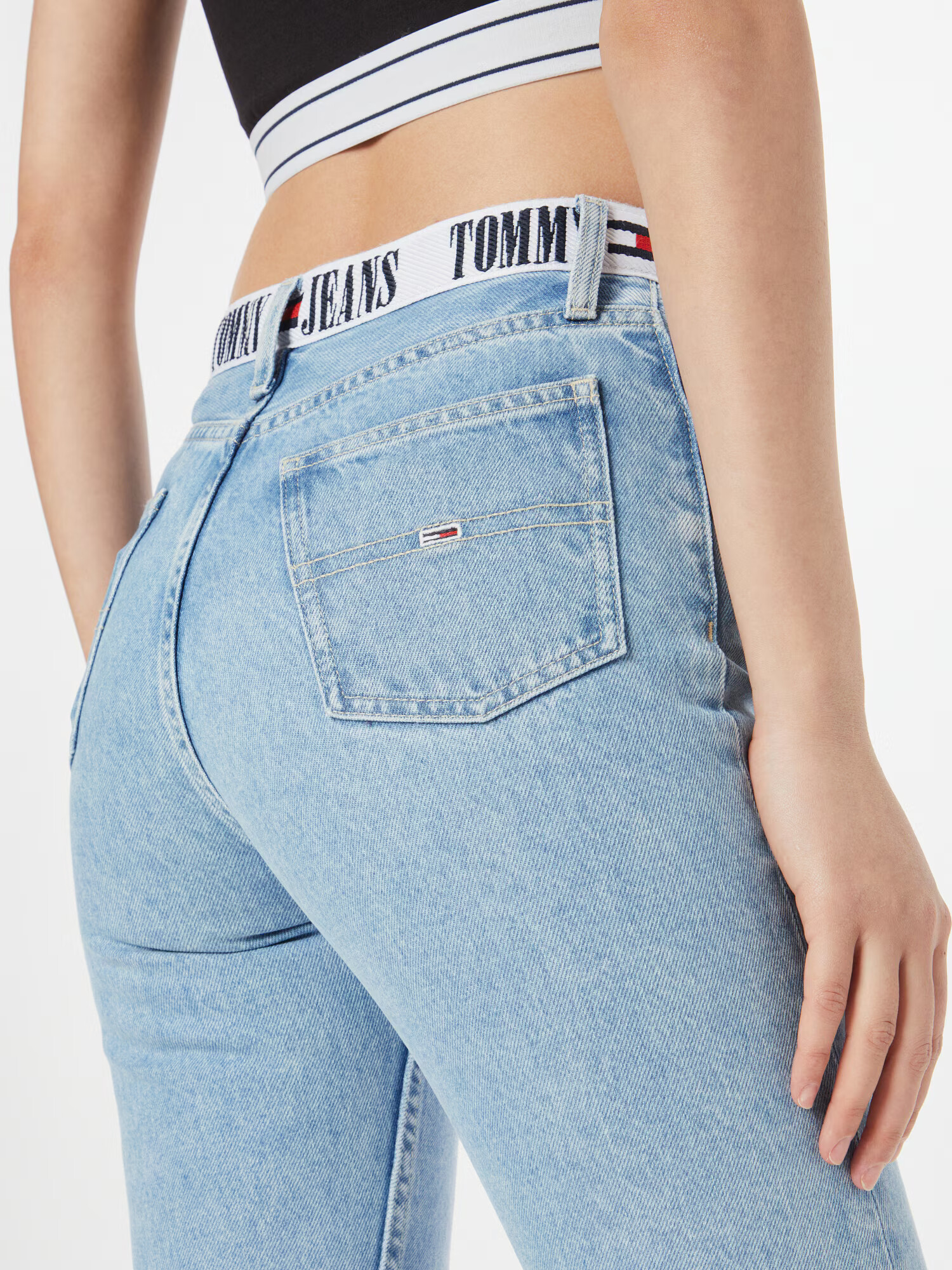 Tommy Jeans Džínsy 'IZZIE' modrá denim - Pepit.sk