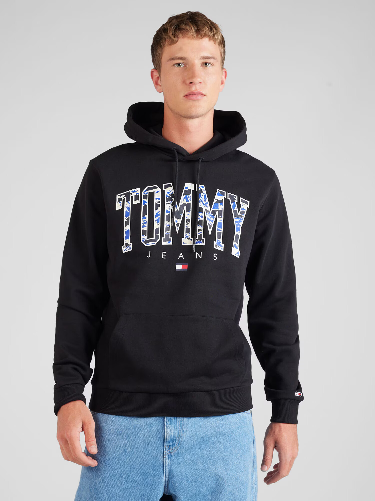 Tommy Jeans Mikina modrá / červená / čierna / biela - Pepit.sk