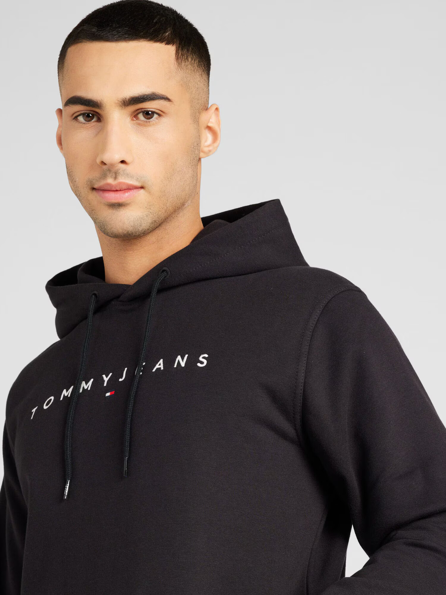 Tommy Jeans Mikina námornícka modrá / červená / čierna / biela - Pepit.sk