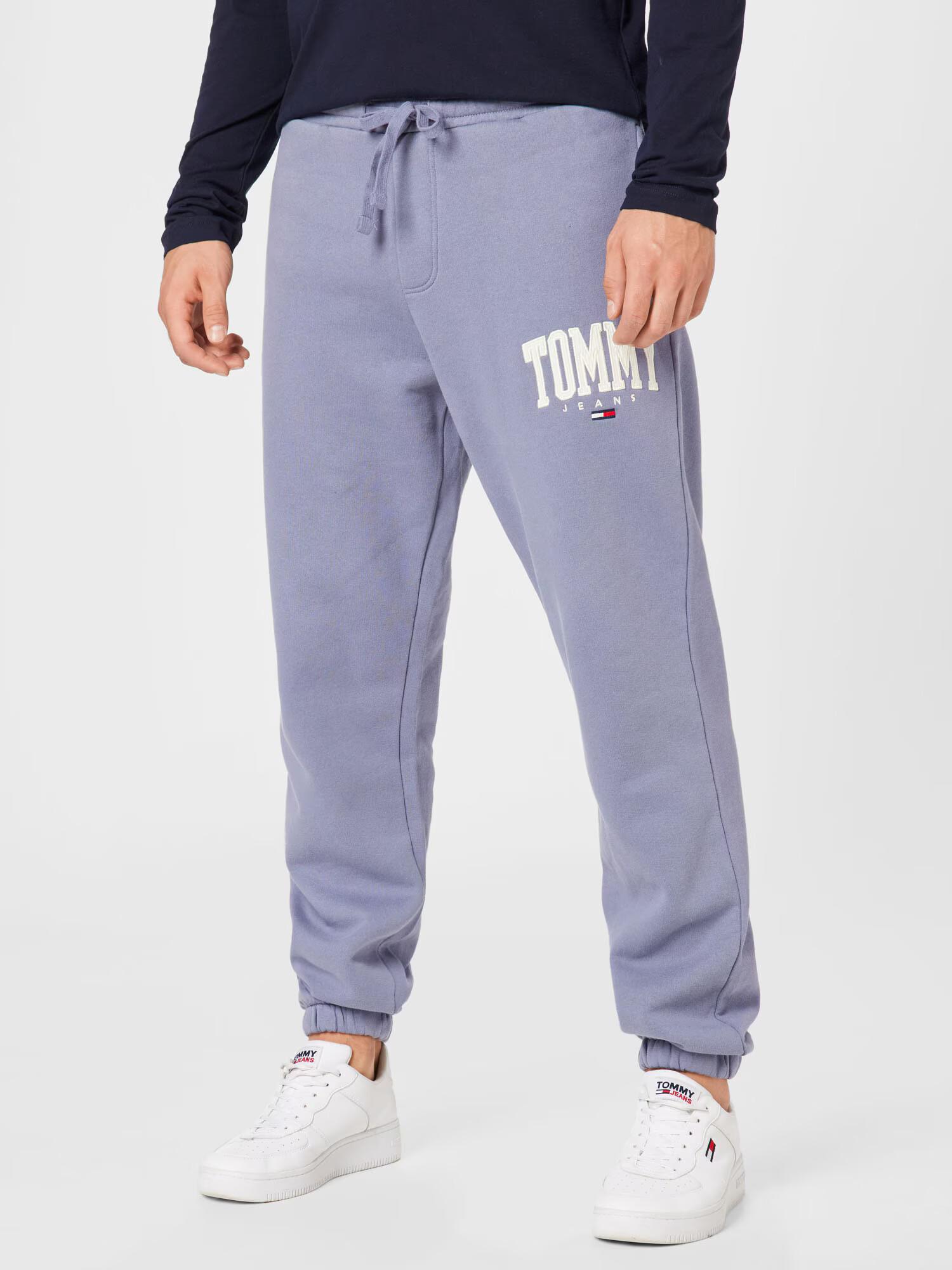 Tommy Jeans Nohavice námornícka modrá / dymovo modrá / červená / biela - Pepit.sk