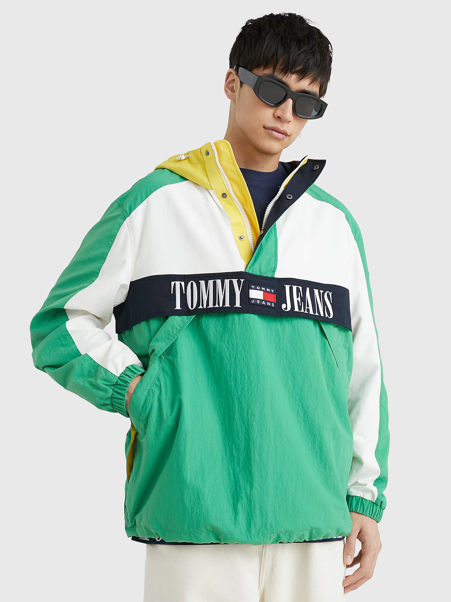 Tommy Jeans Prechodná bunda 'Chicago Archive' námornícka modrá / svetložltá / zelená / biela - Pepit.sk